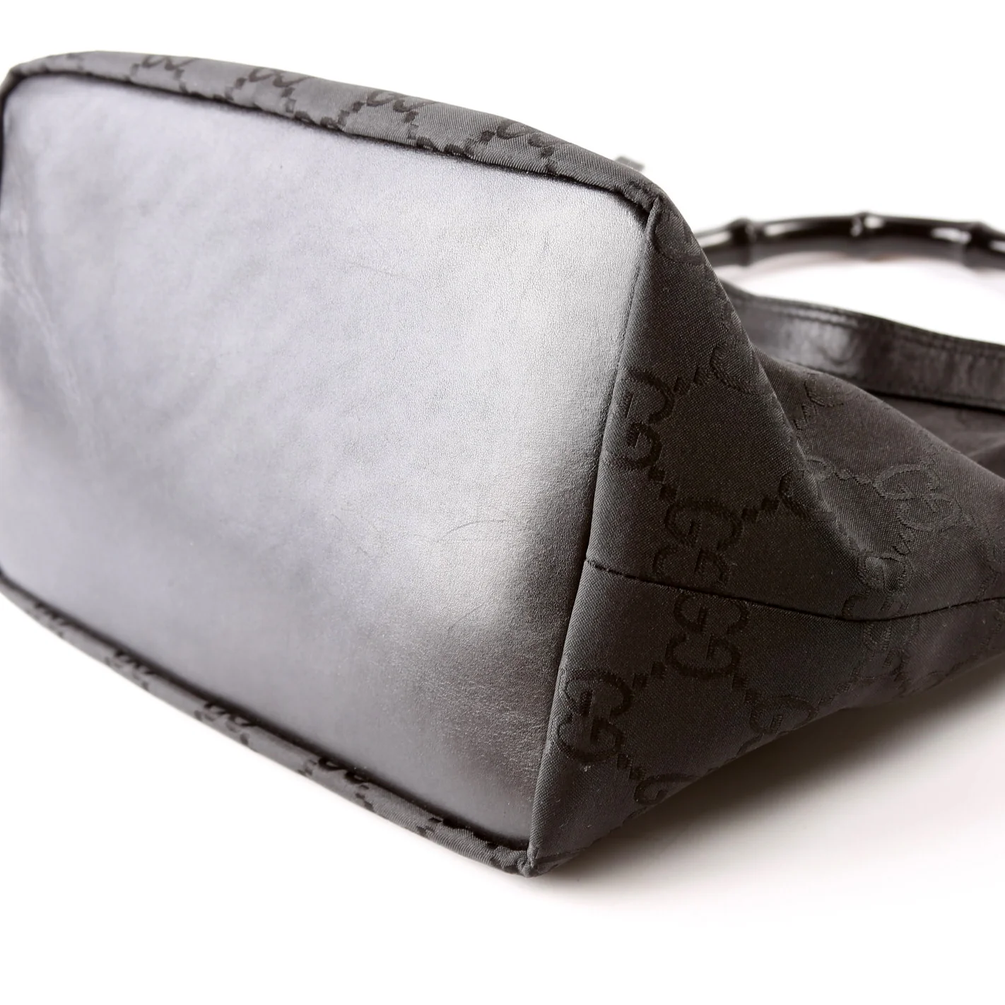 000-0531 GG Nylon Bamboo Hobo Black - Image 7