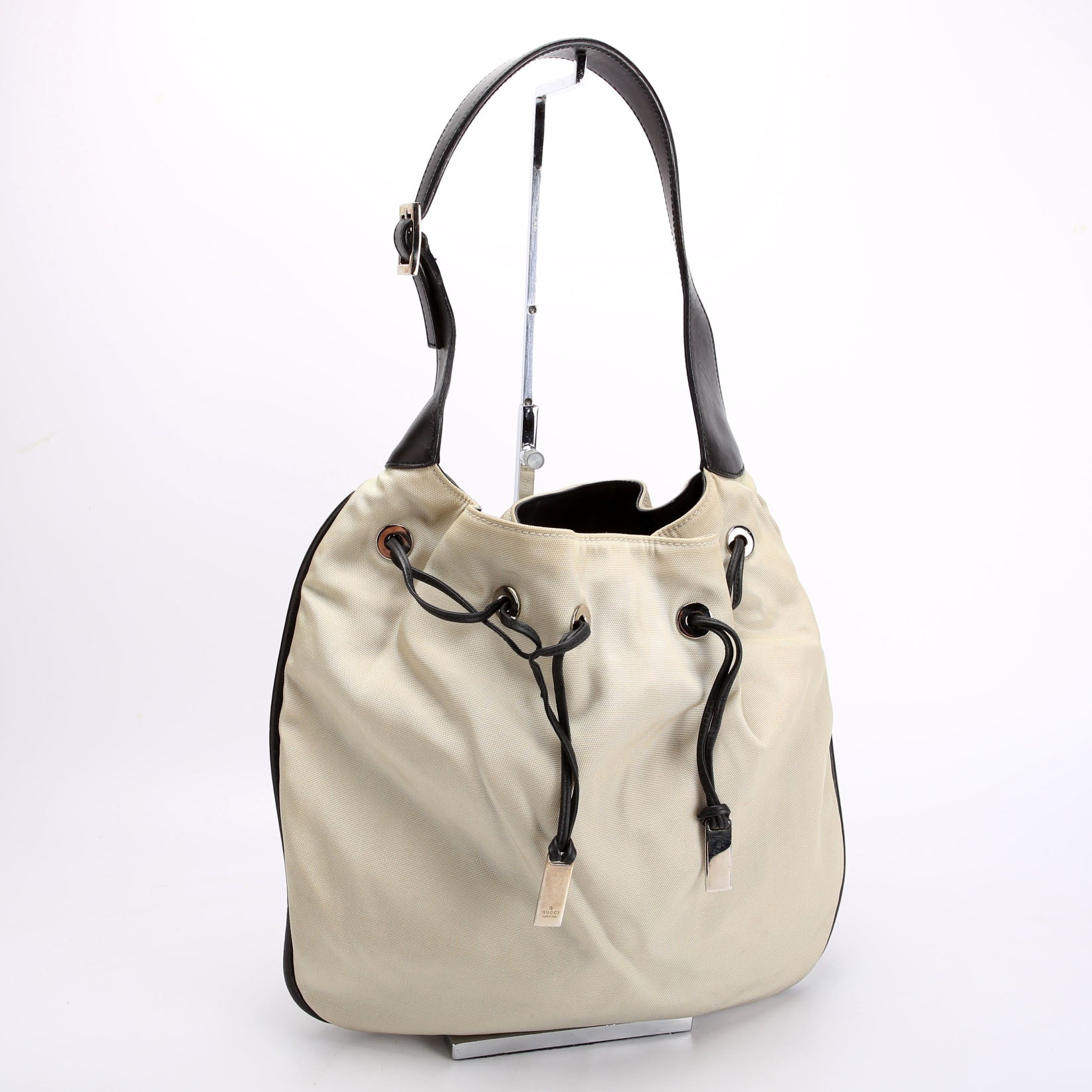 001.0340 Jackie 1961 Drawstring Hobo Nylon Beige/Black - Image 2