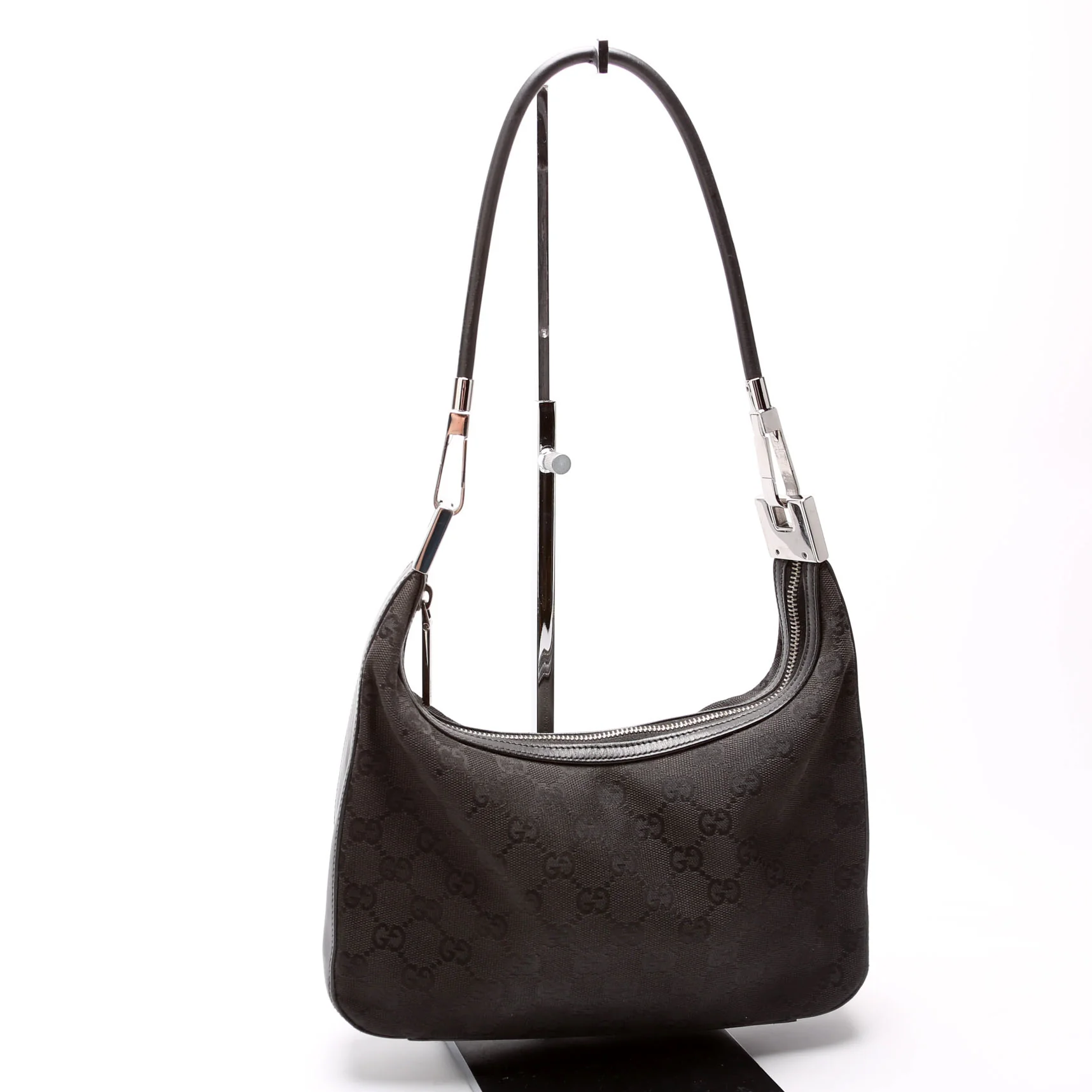 01233 GG Canvas Small Clasp Hobo Black - Image 2