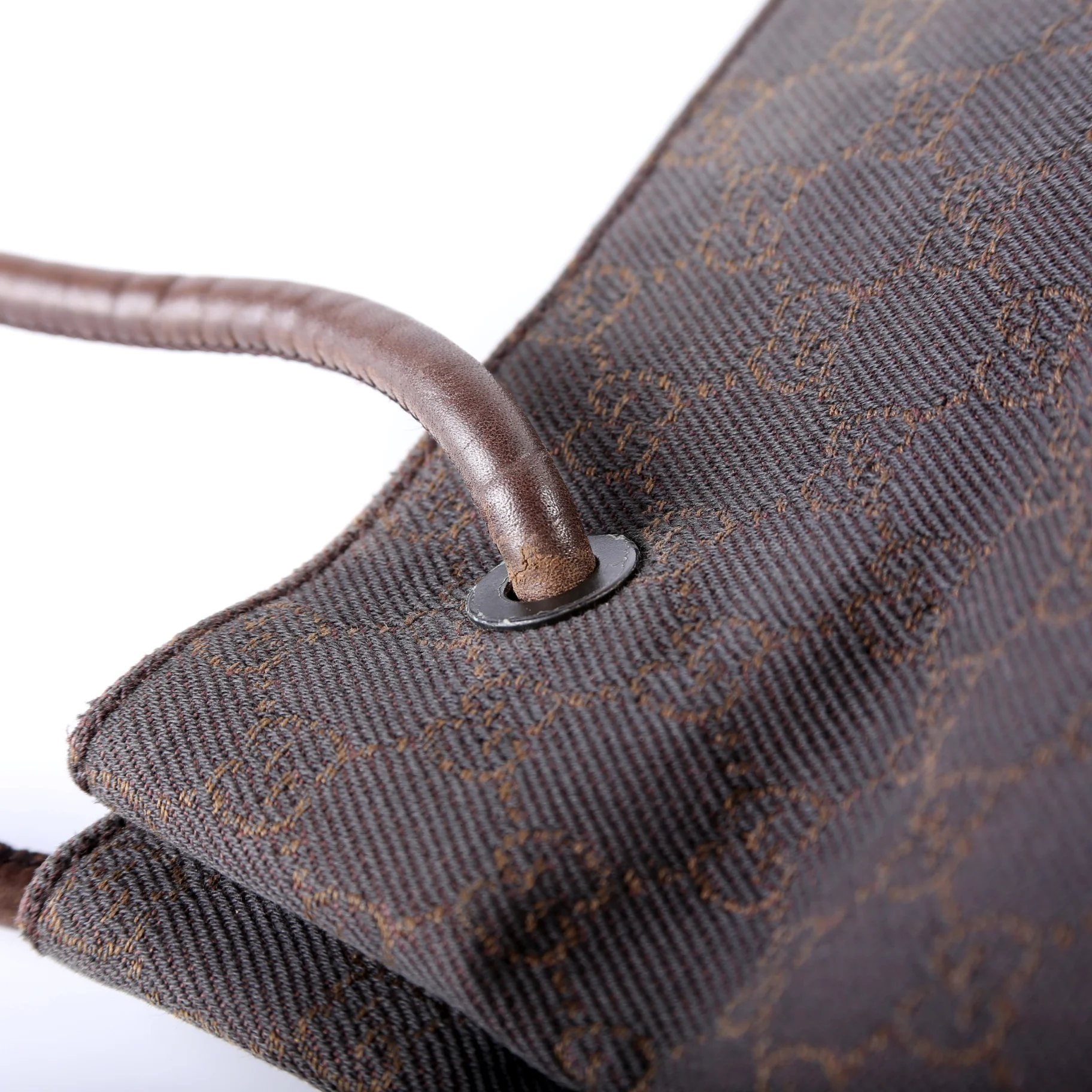 101341 GG Canvas Gifford Tote - Image 8