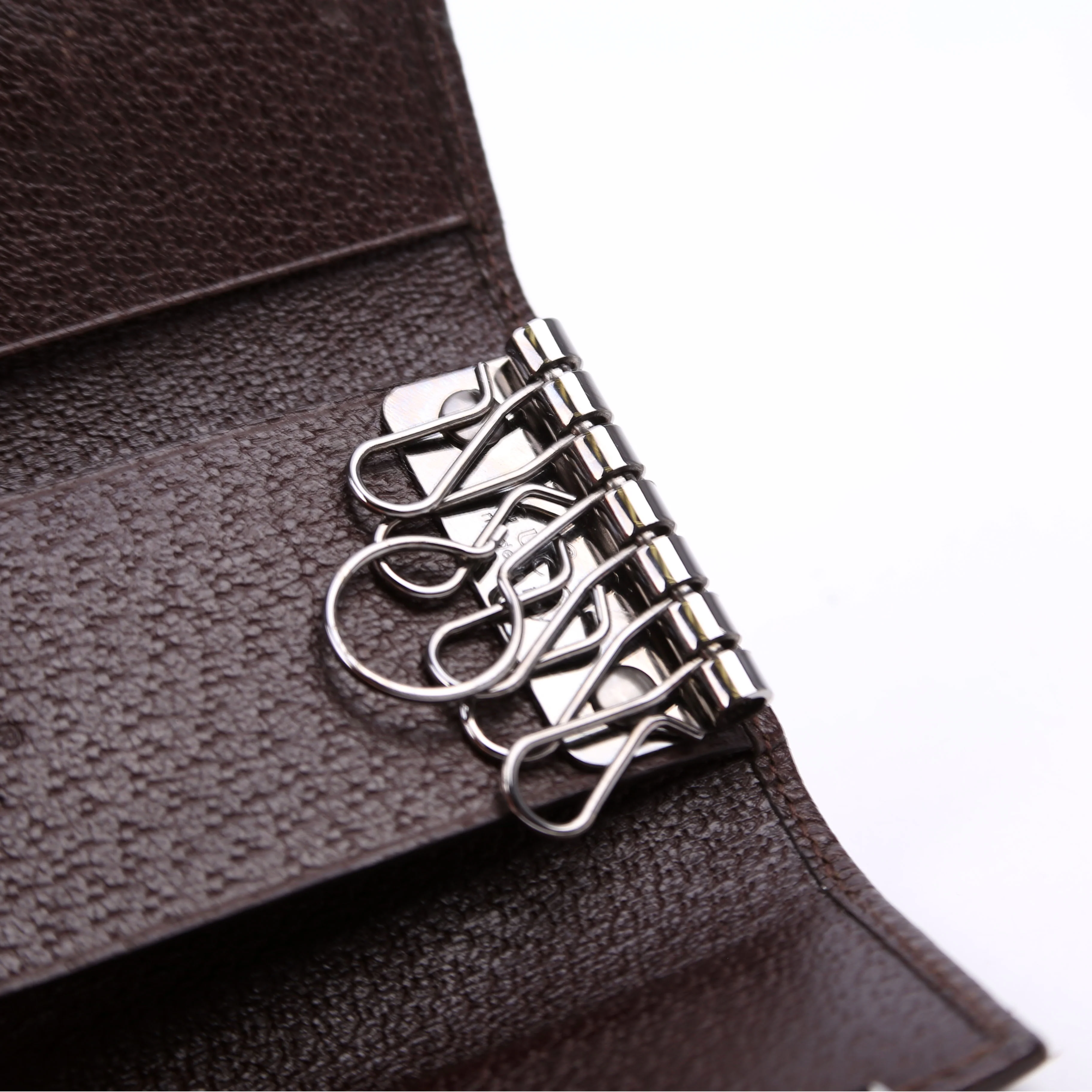 127048 GG canvas 6 Key Holder Brown - Image 9