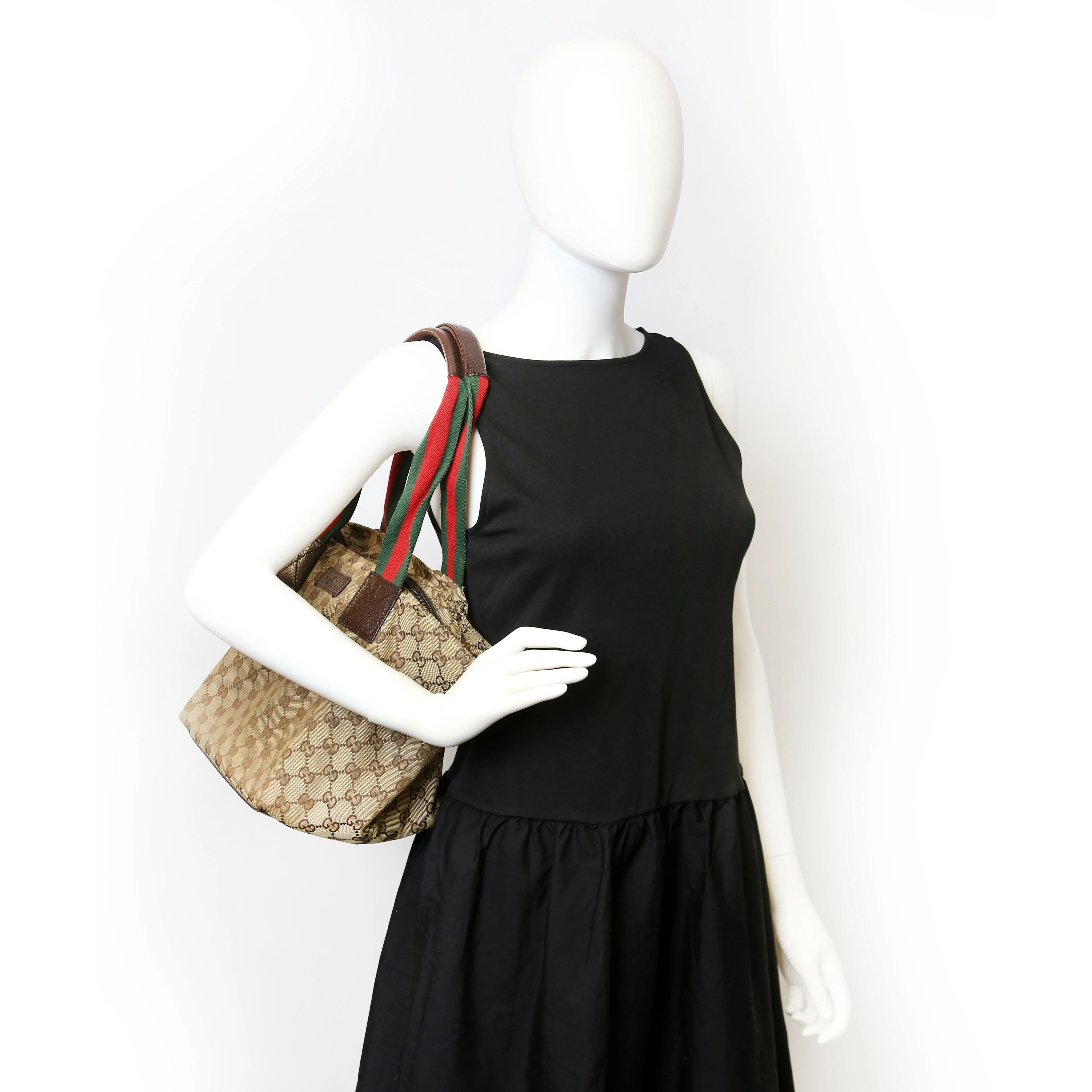 131230 GG Canvas Web Bucket Tote - Image 19