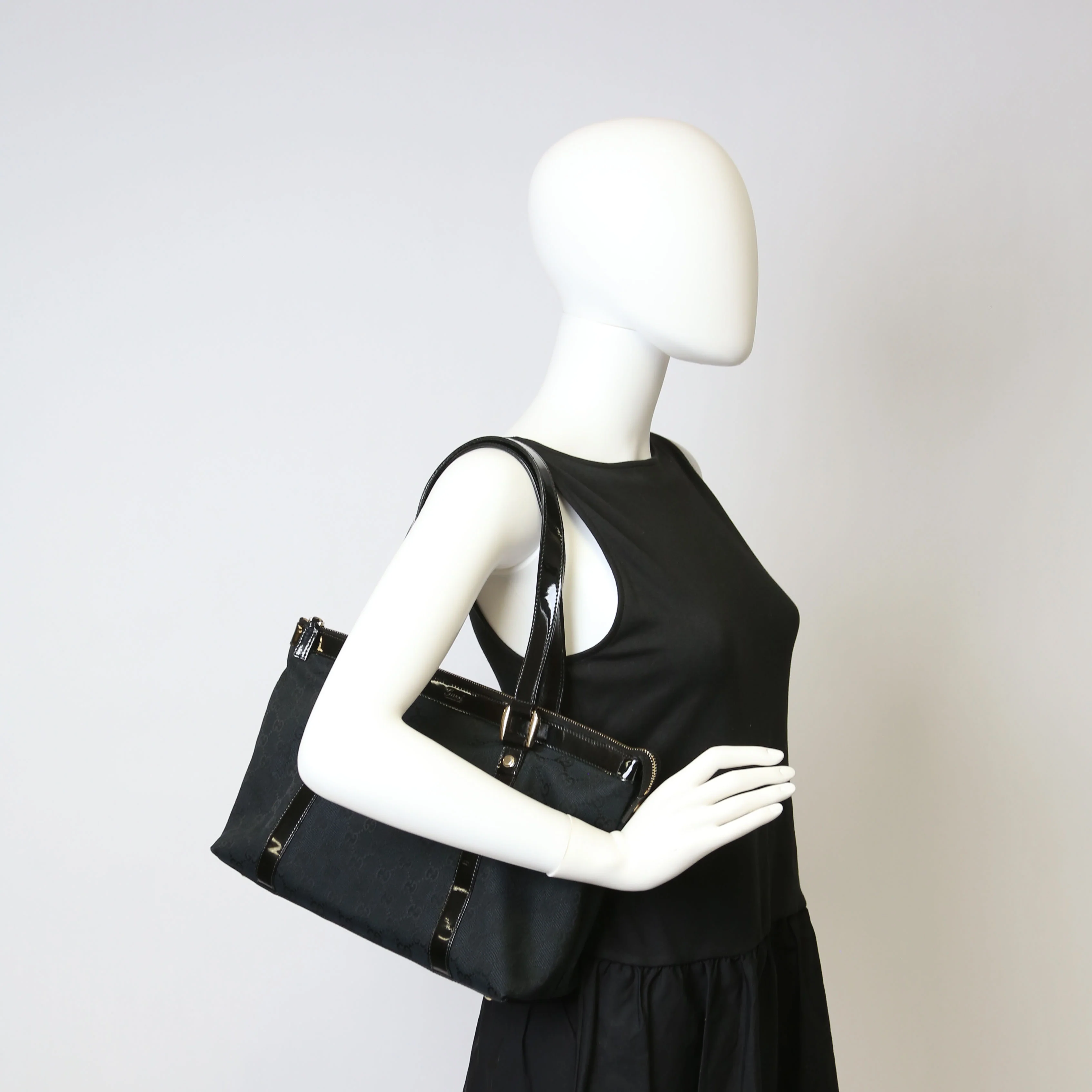 141470 GG Canvas Abbey Tote - Image 19
