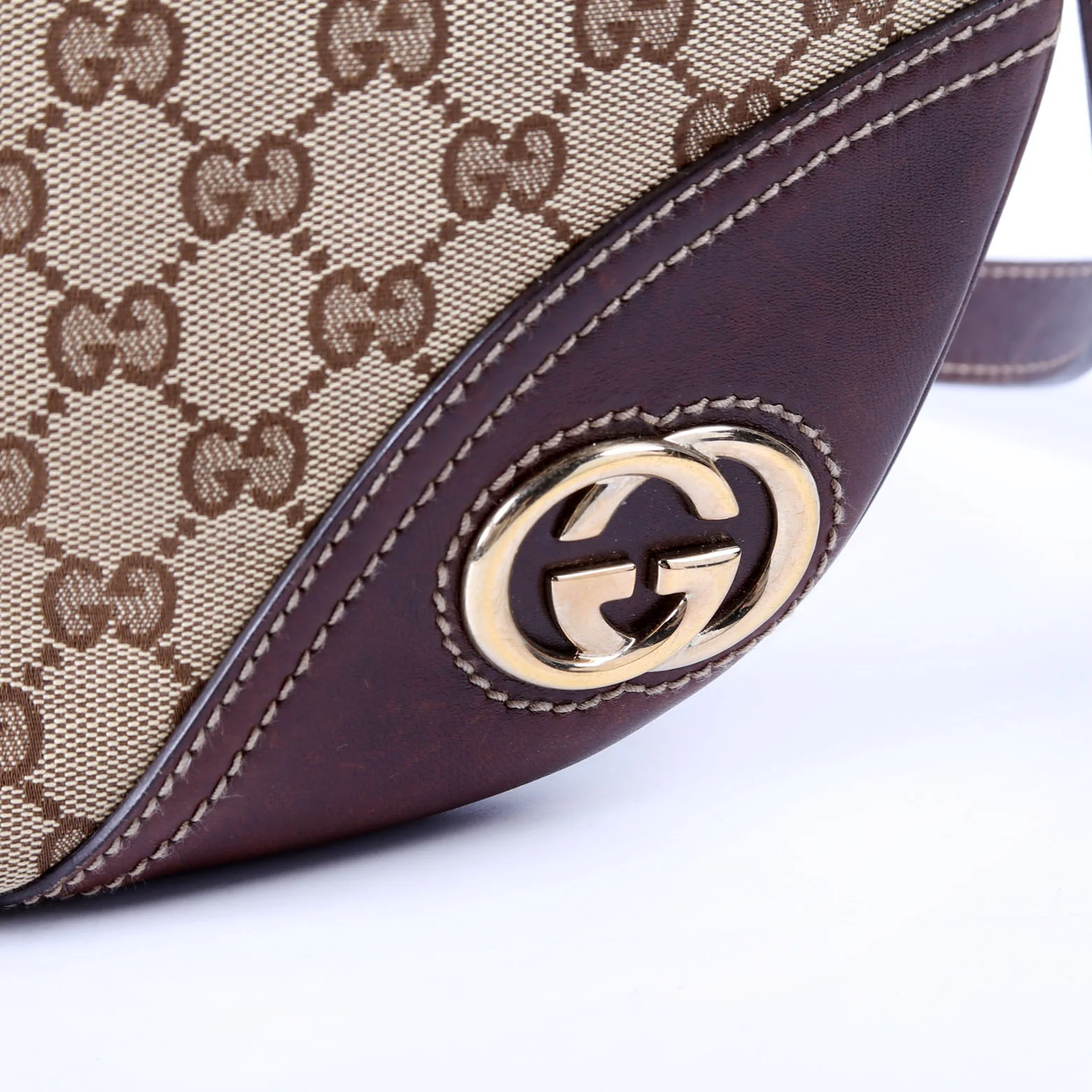 169998 GG Canvas New Britt Shoulder - Image 10