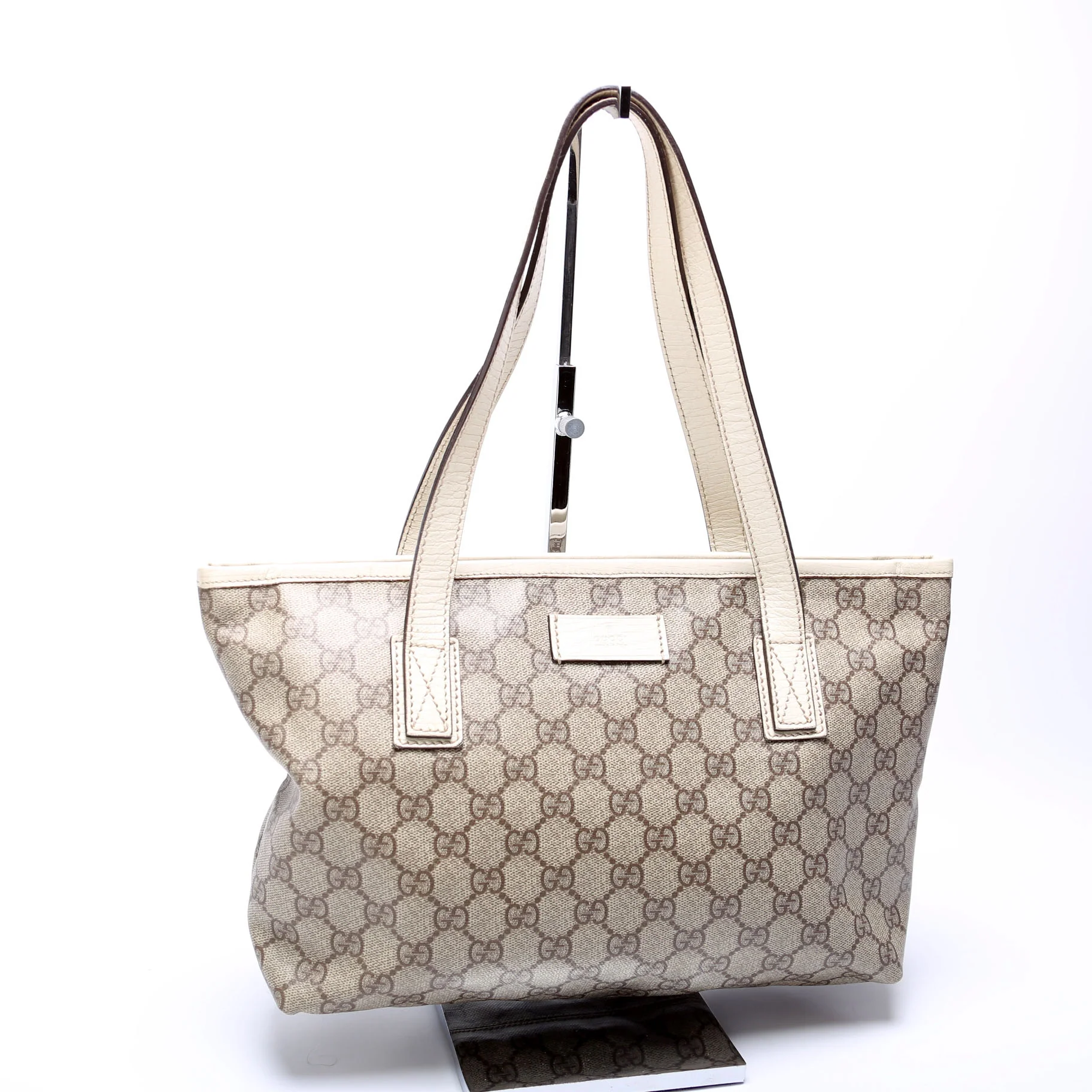 181086 GG Supreme Small Zip Tote Tan and White - Image 2