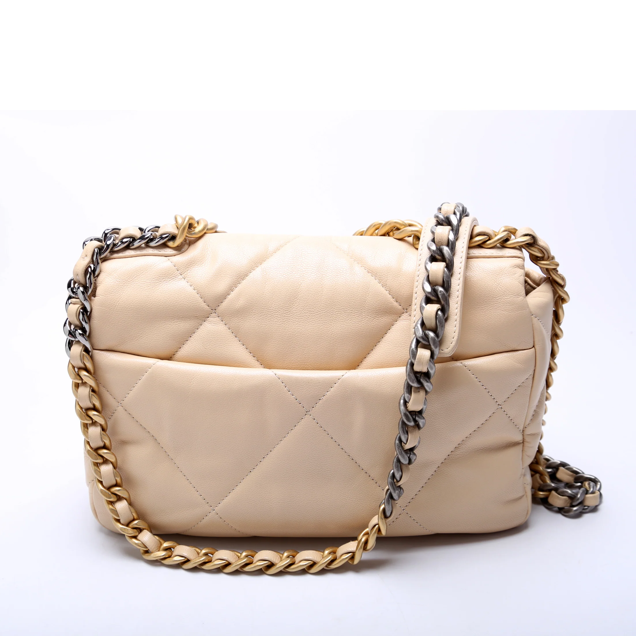 19 Medium Flap Quilted Goatskin 28M Beige - Image 3