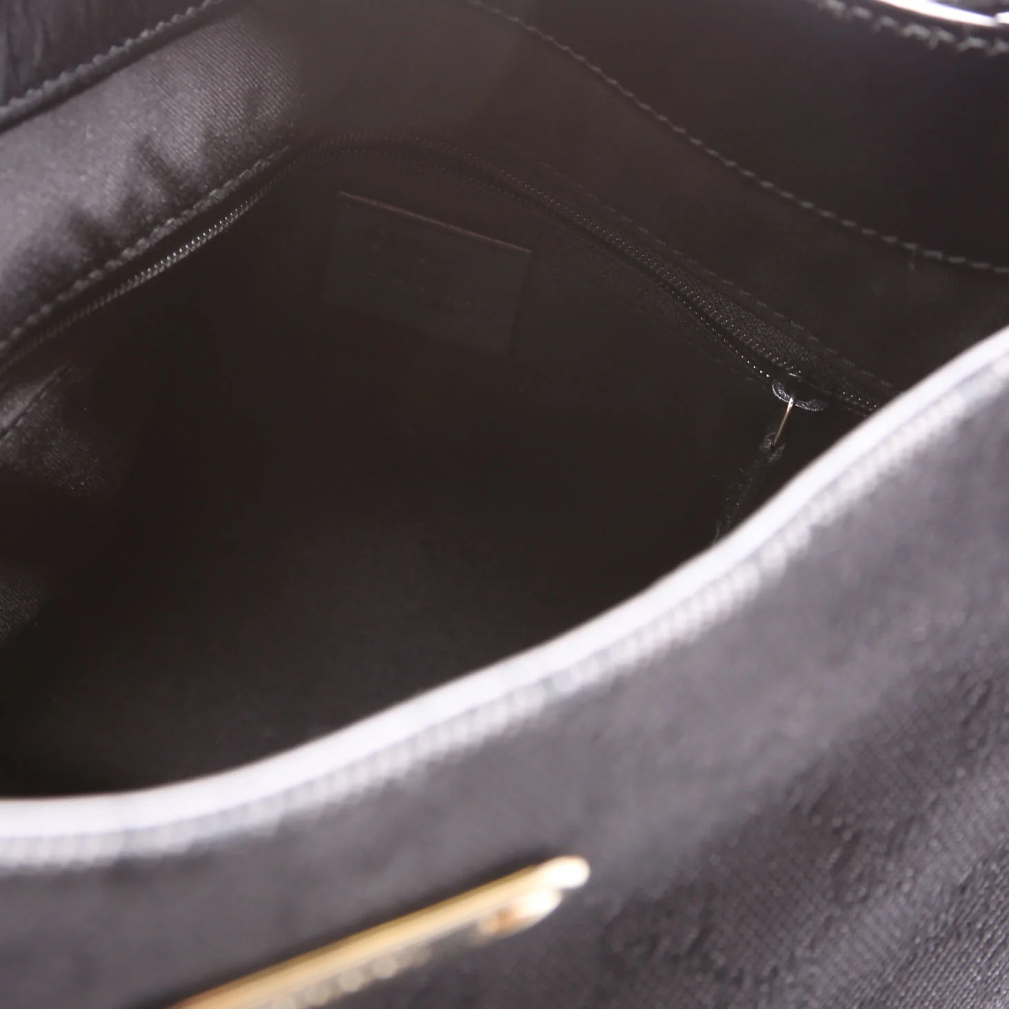 196140 GG Canvas Capri Chain Shoulder Bag Black - Image 7