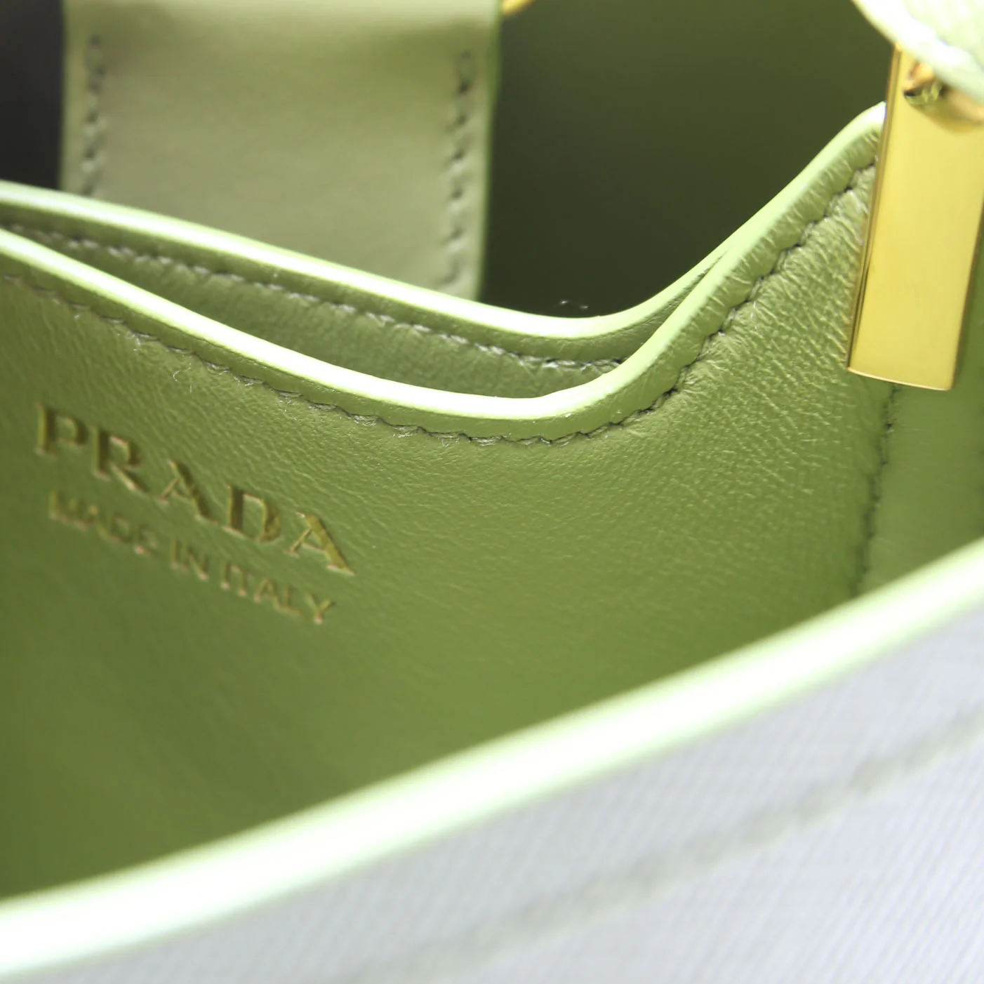1BA217 Saffiano Cuir Small Panier Bag Green - Image 8