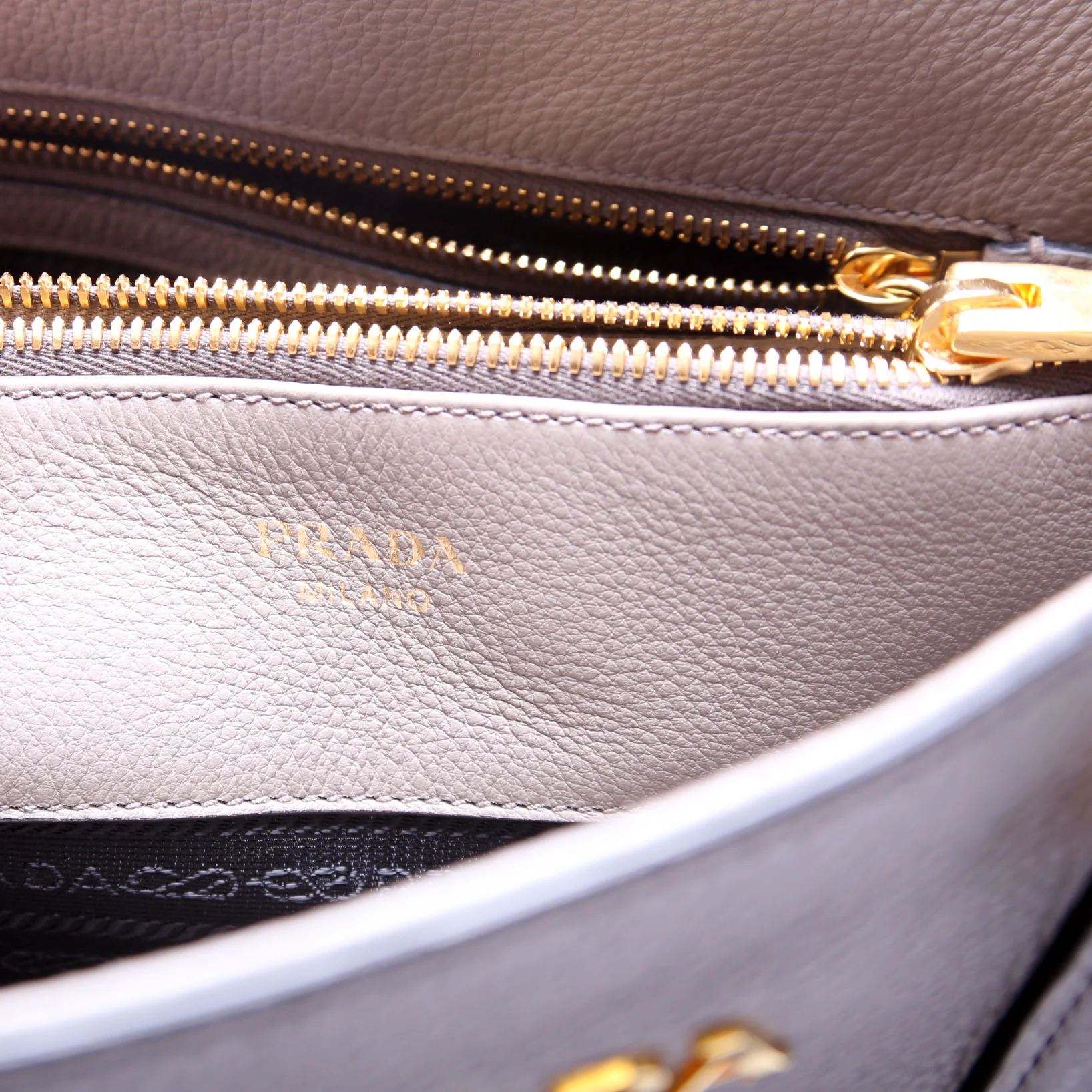 1BA239 Vitello Phenix Double Tote Taupe - Image 8