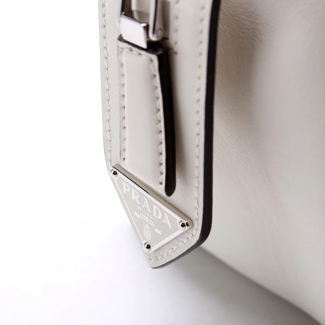1BA365 Supernova Medium Handbag Calfskin White - Image 8