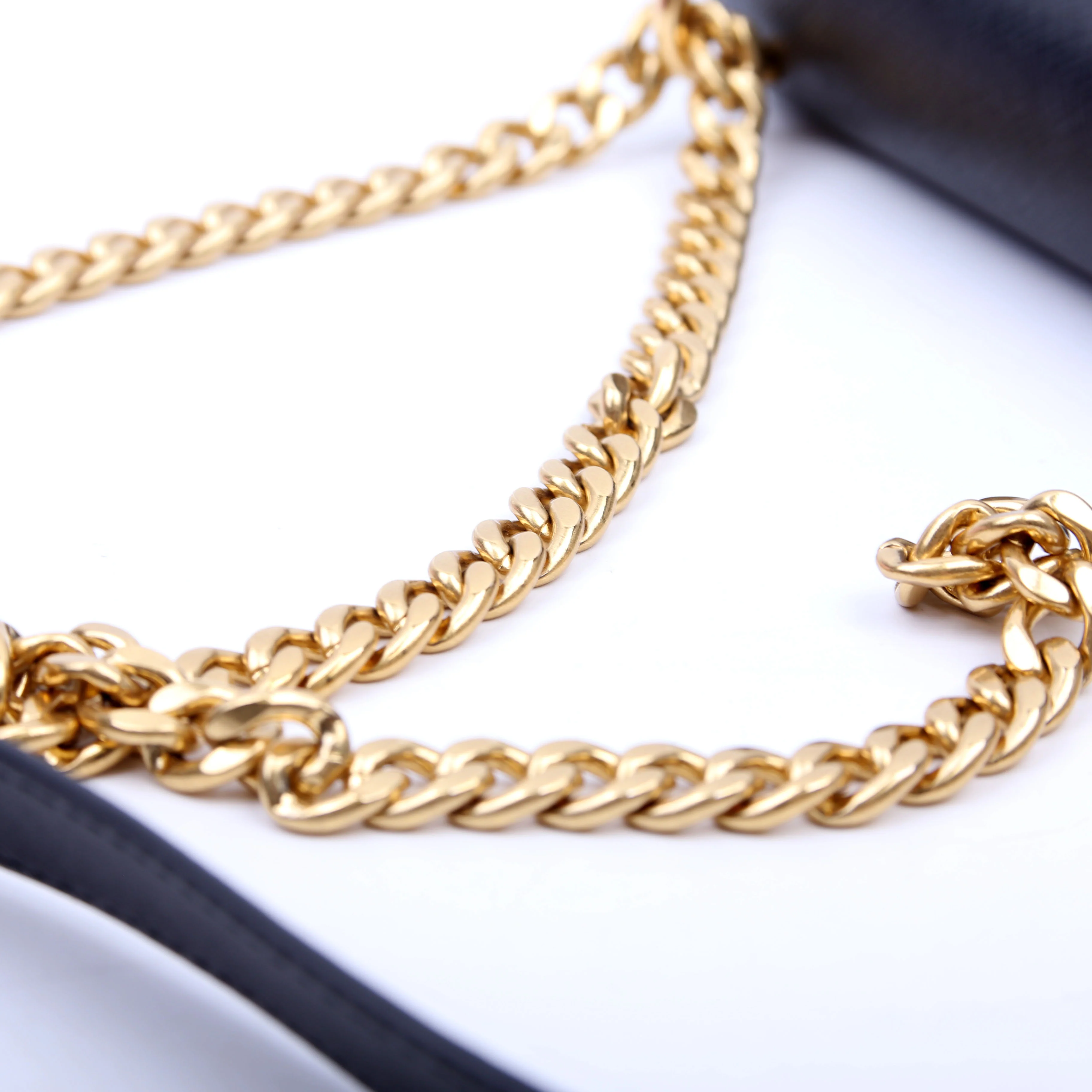 1BD133 Saffiano Chain Crossbody Black - Image 10