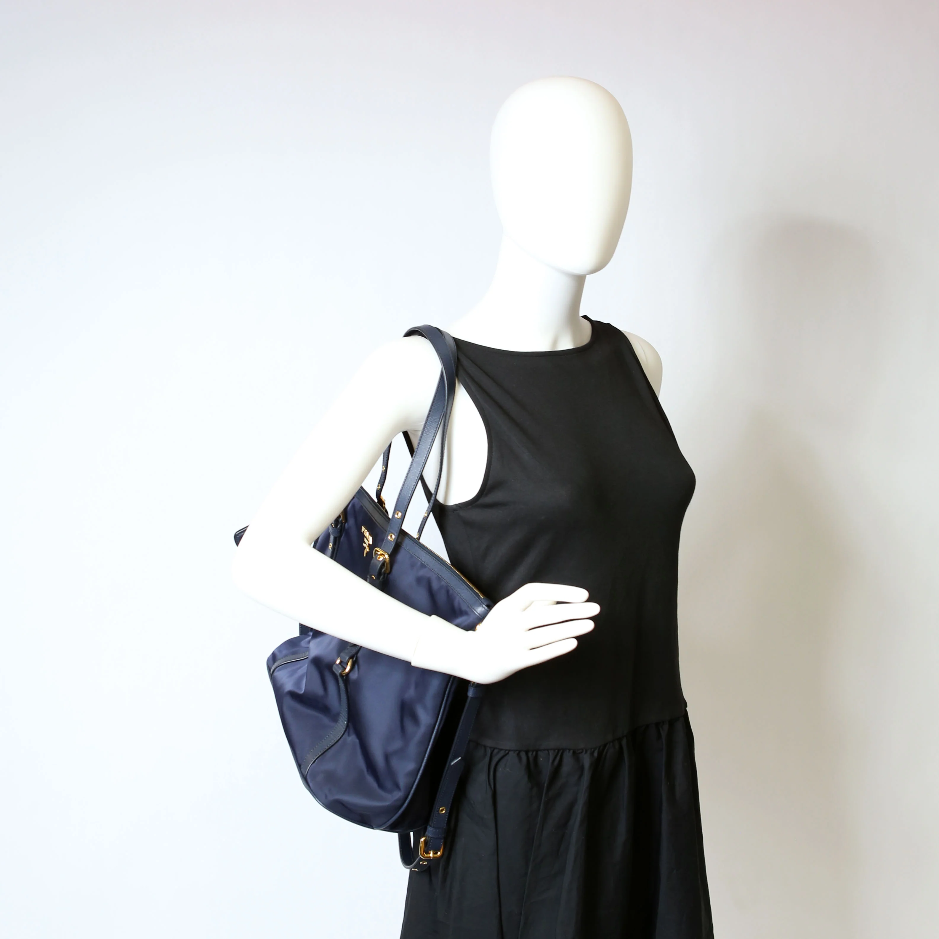 1BG253 Nylon Shopping Tote Blue - Image 17