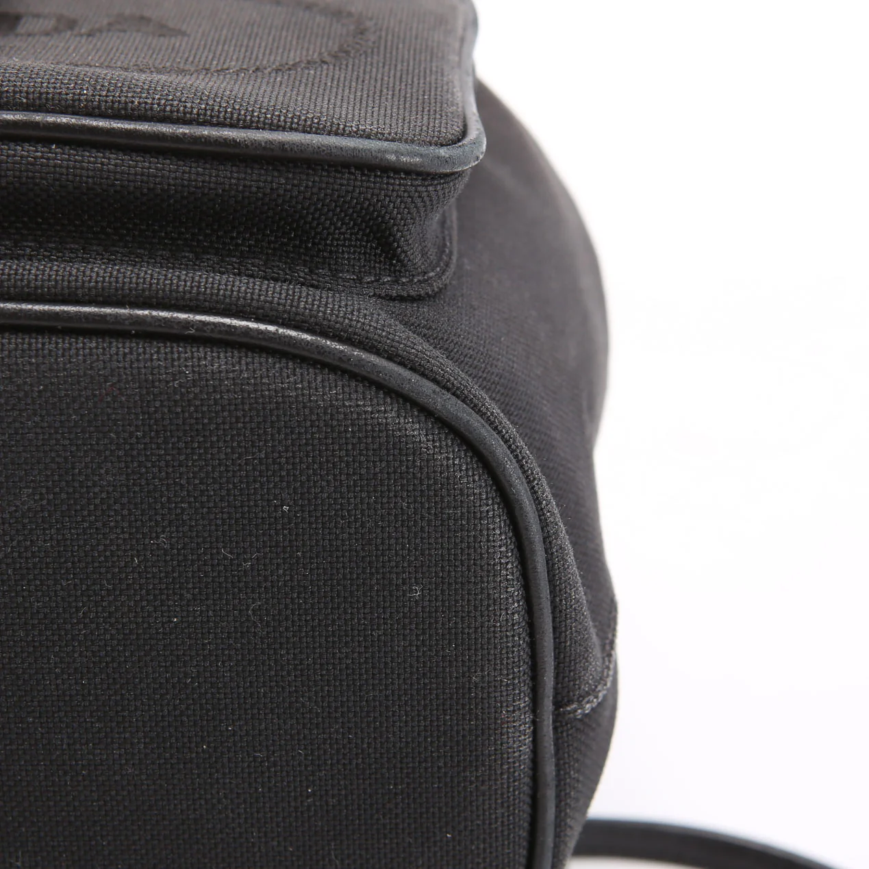 1BH038 Duet Logo Jacquard Bucket Black - Image 5