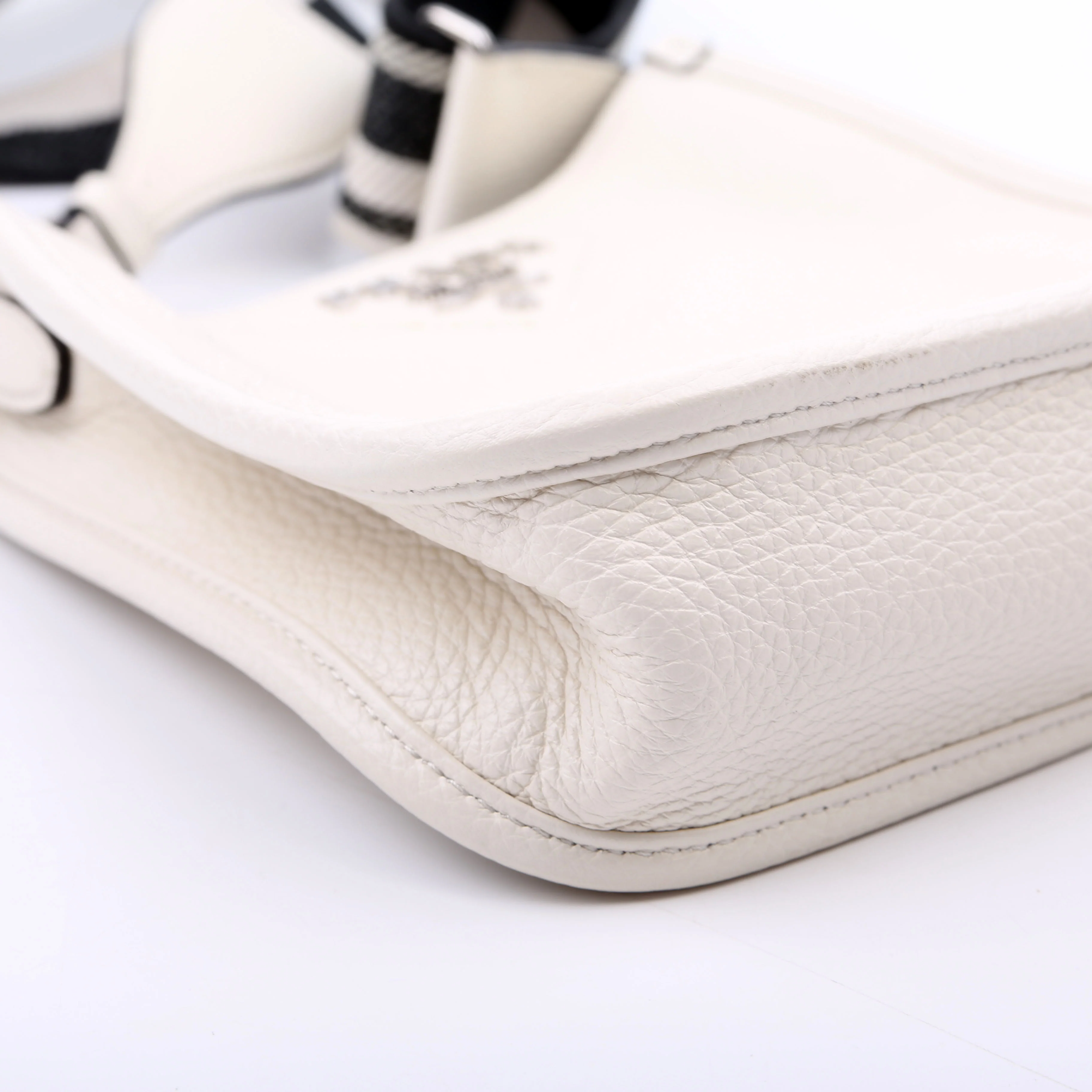 1BH191 Leather Mini Shoulder Bag White - Image 5