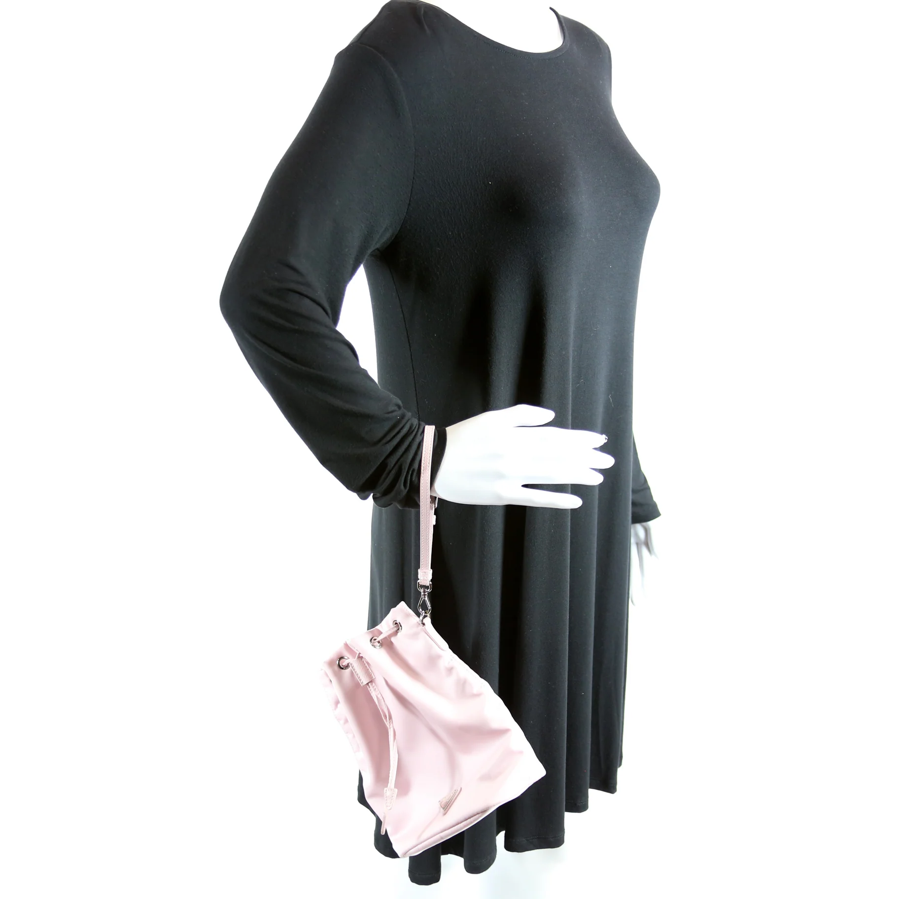1NE369 Re-Nylon Drawstring Pouch Pink - Image 11