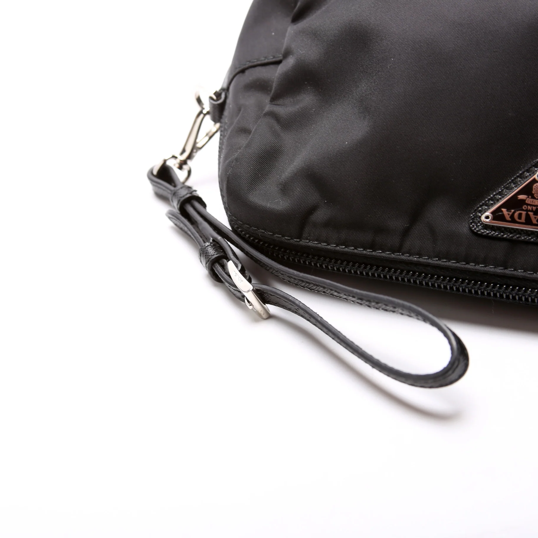 1NS693 Re-Nylon Pouch Black - Image 5
