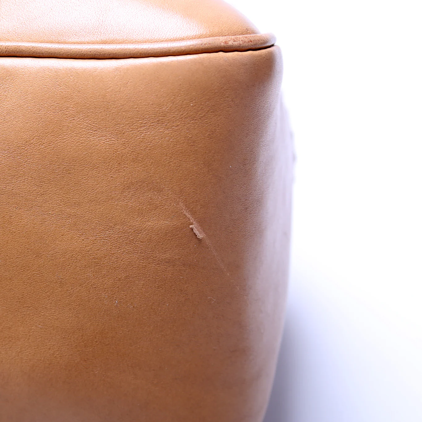 211966 Calfskin Jockey Hobo Large Tan - Image 5
