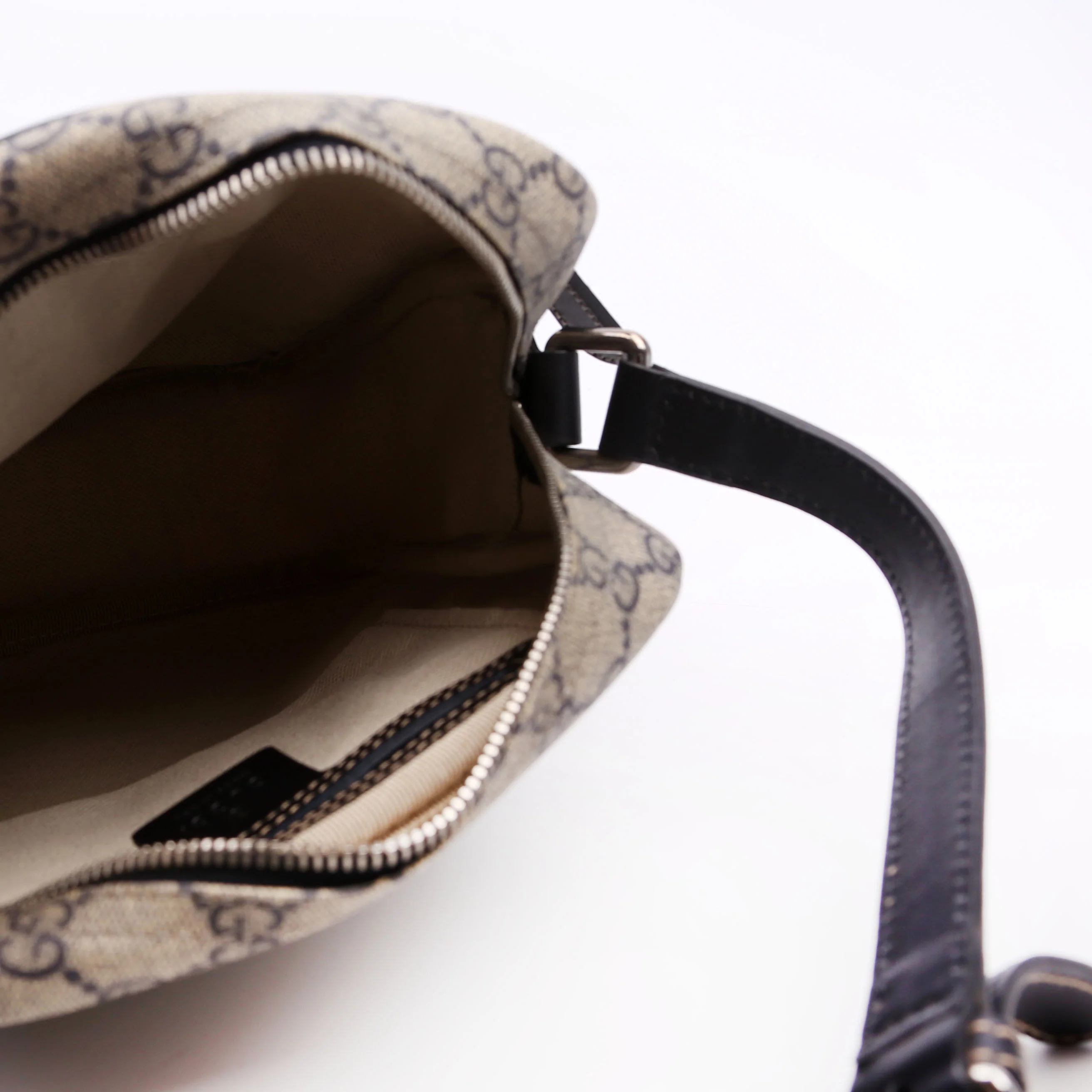 233268 GG Supreme Shoulder Beige/Black - Image 10