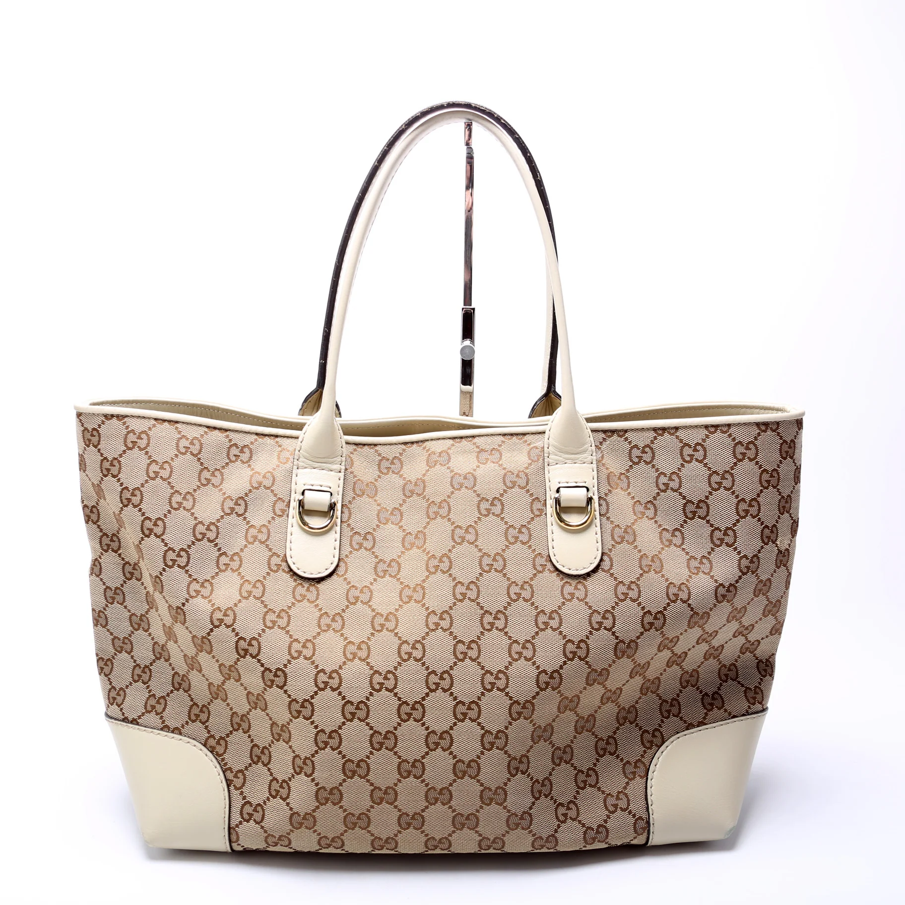 269956 GG Canvas Heart Bit Charm Tote - Image 3