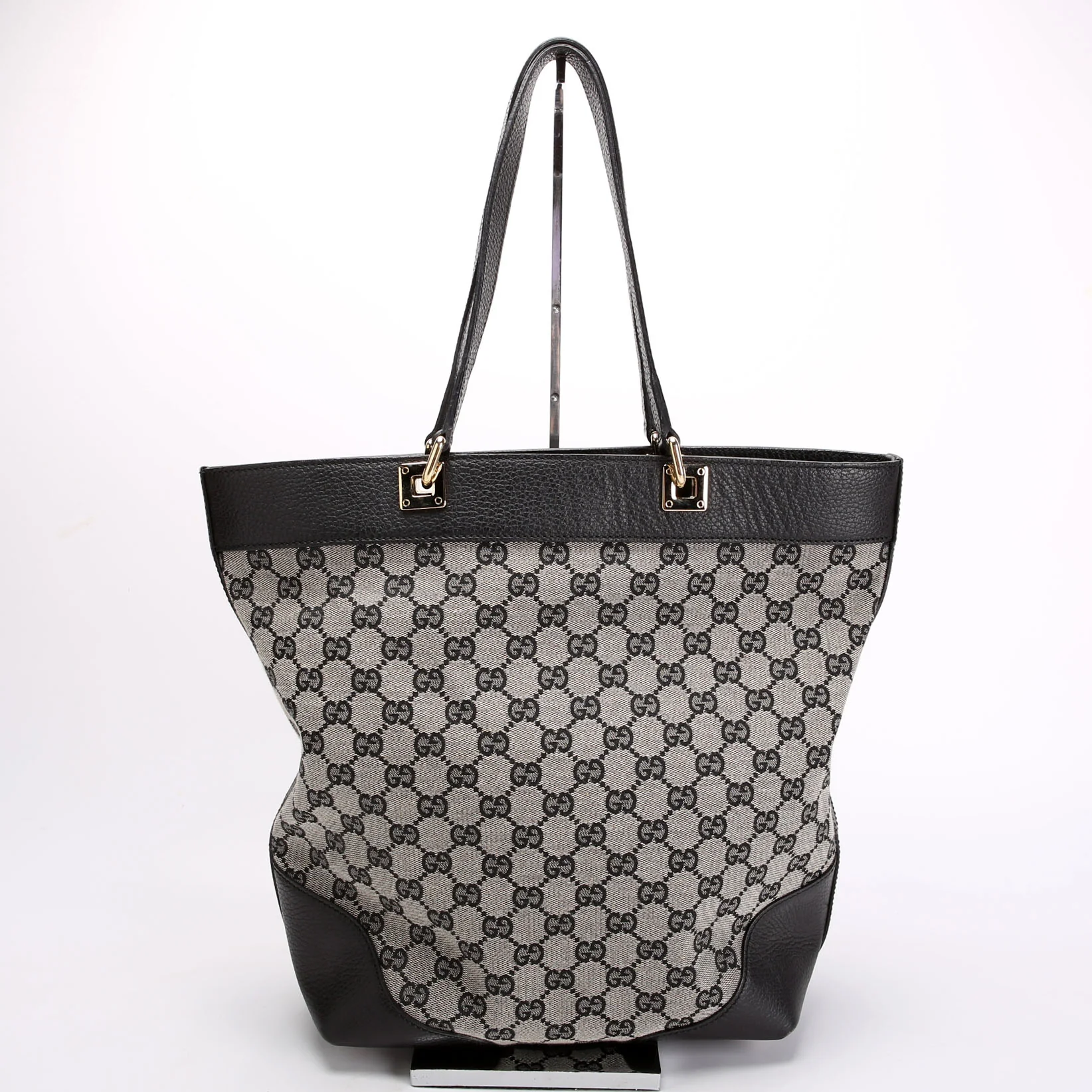2732377 GG Canvas Bucket Black - Image 3