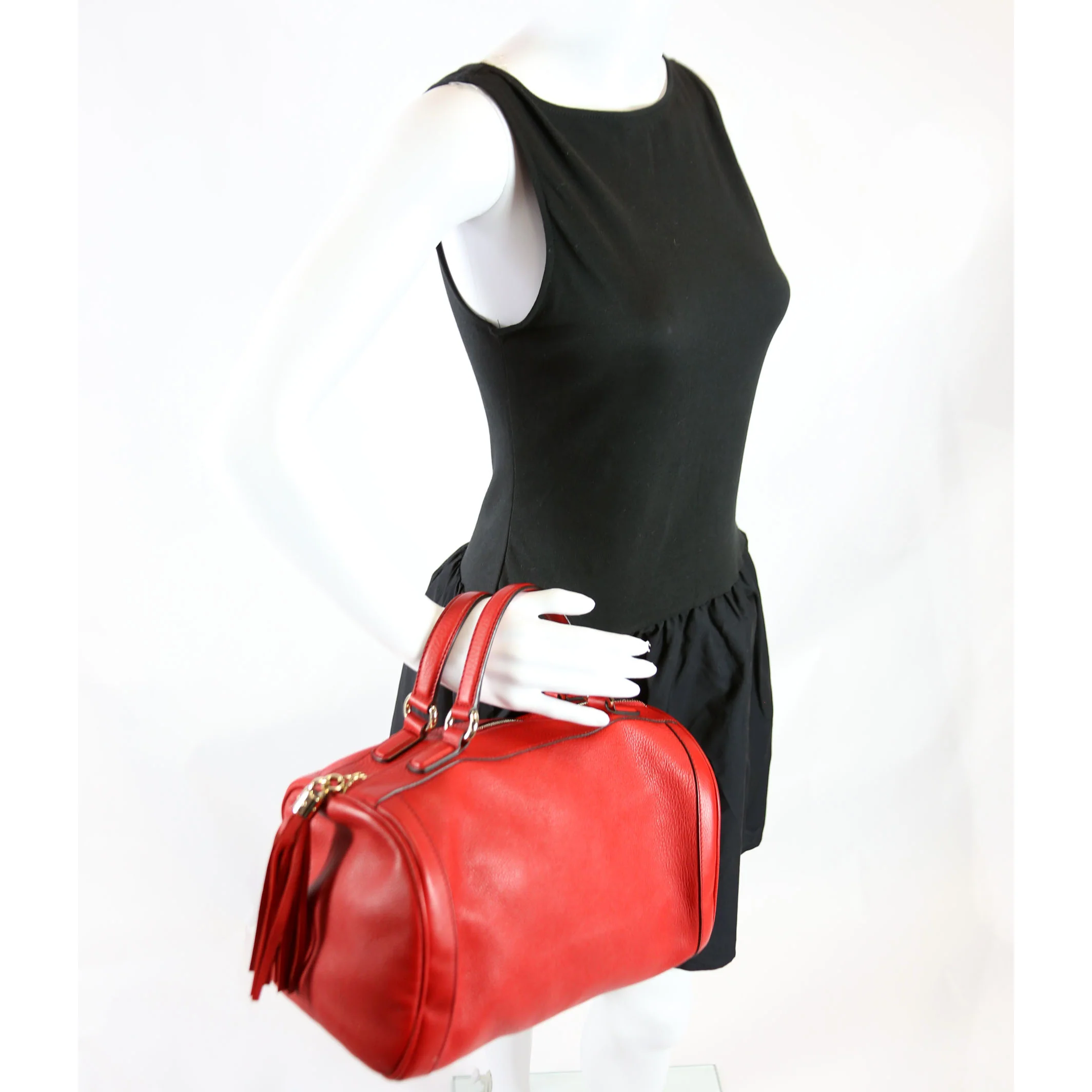 282302 Soho Leather Boston Bag Red - Image 11
