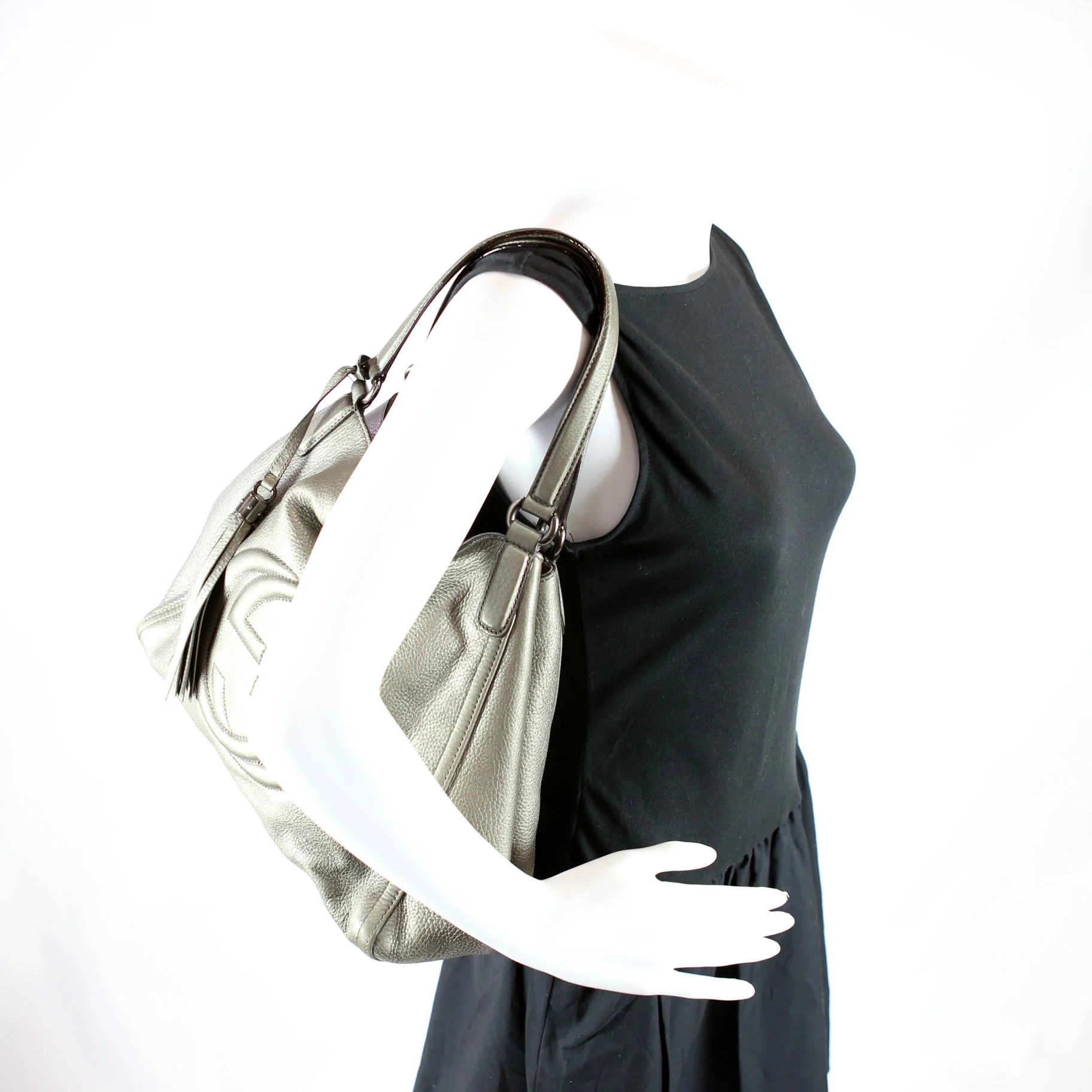 282309 Soho Leather Hobo Medium Silver - Image 14