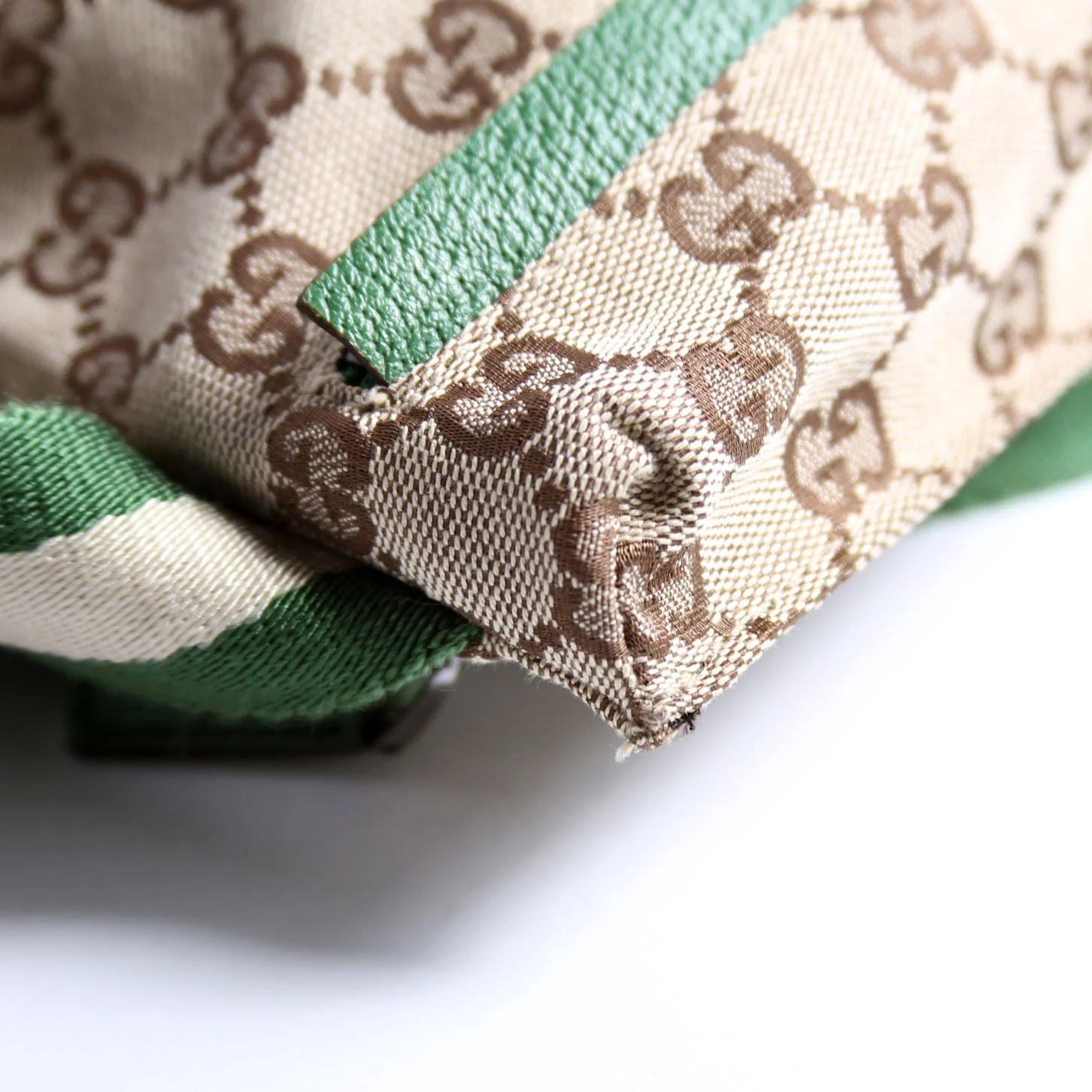 28566 GG Canvas Waist Bag Green - Image 8