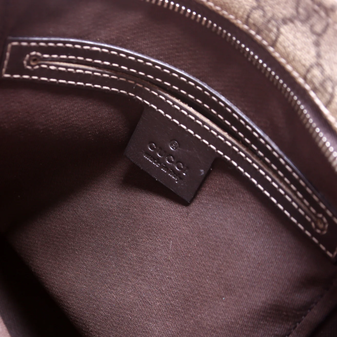 295257 GG Supreme Flat Medium Messenger Bag - Image 7