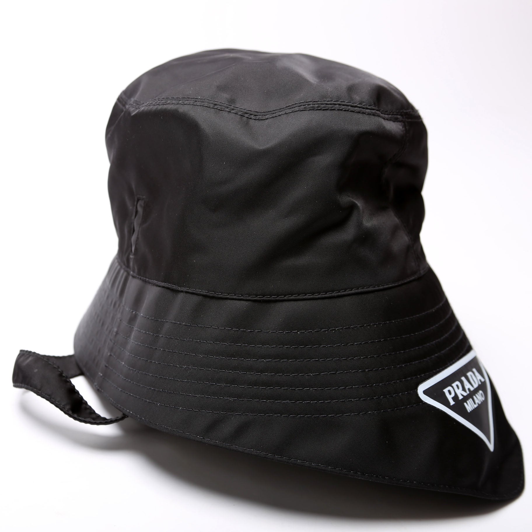 2HC282 Re-Nylon Bucket Hat Black - Image 3