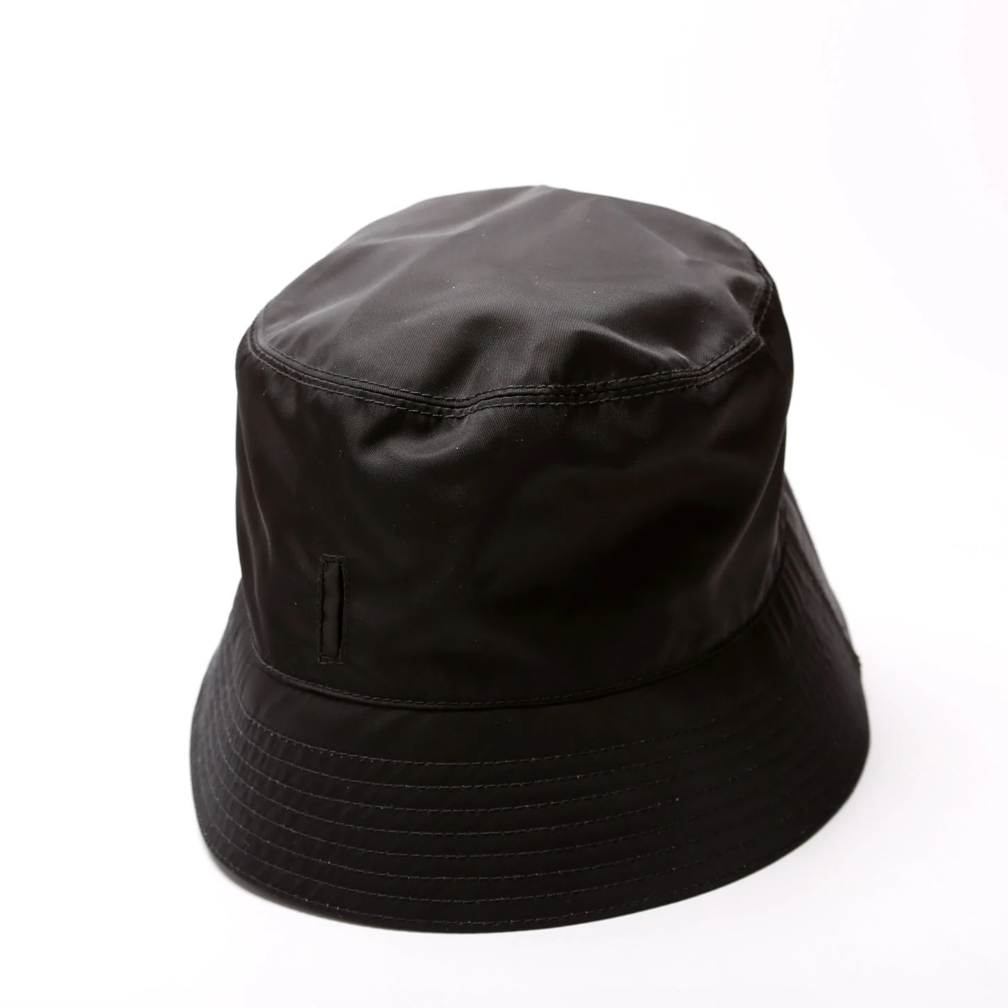 2HC282 Re-Nylon Bucket Hat Black - Image 4