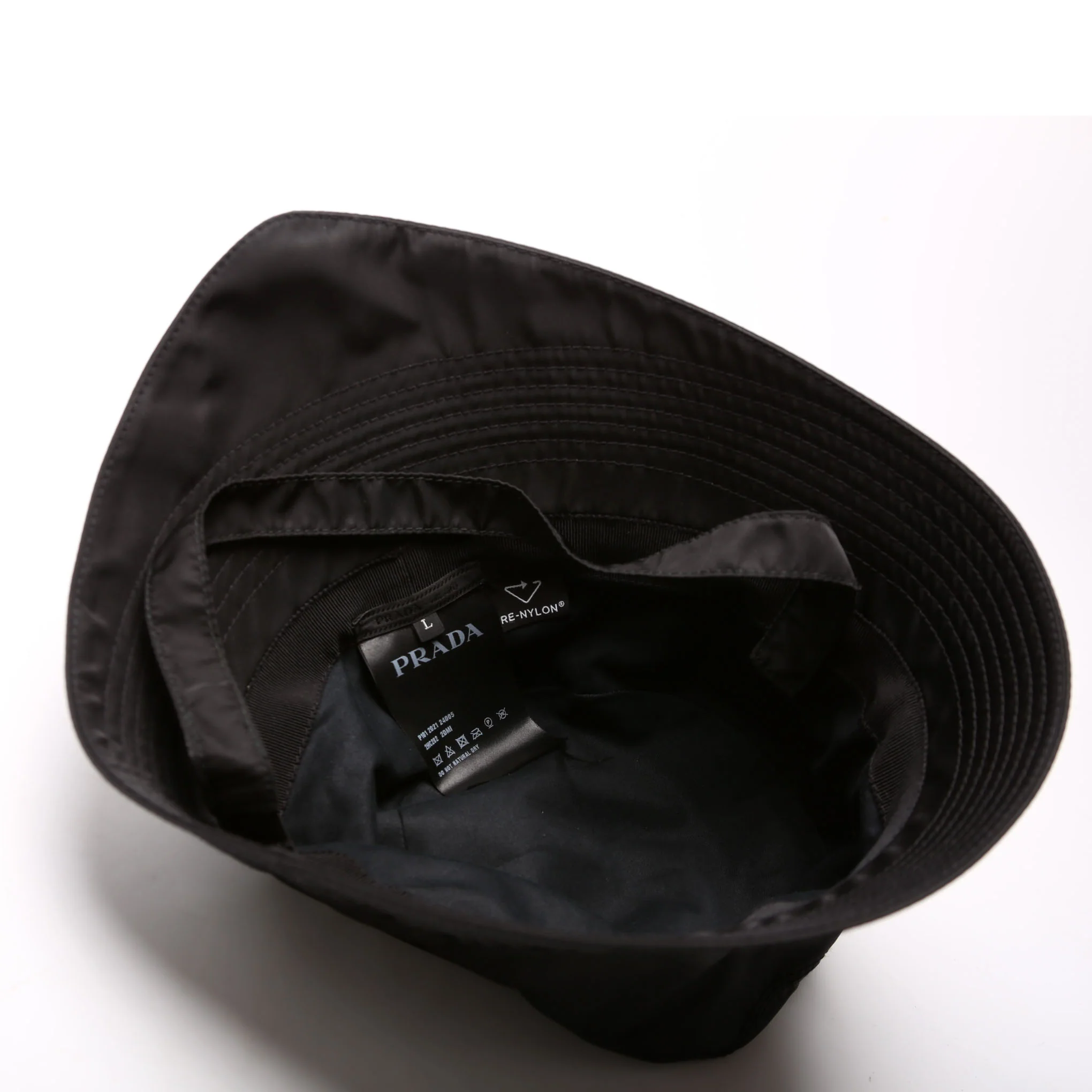 2HC282 Re-Nylon Bucket Hat Black - Image 5