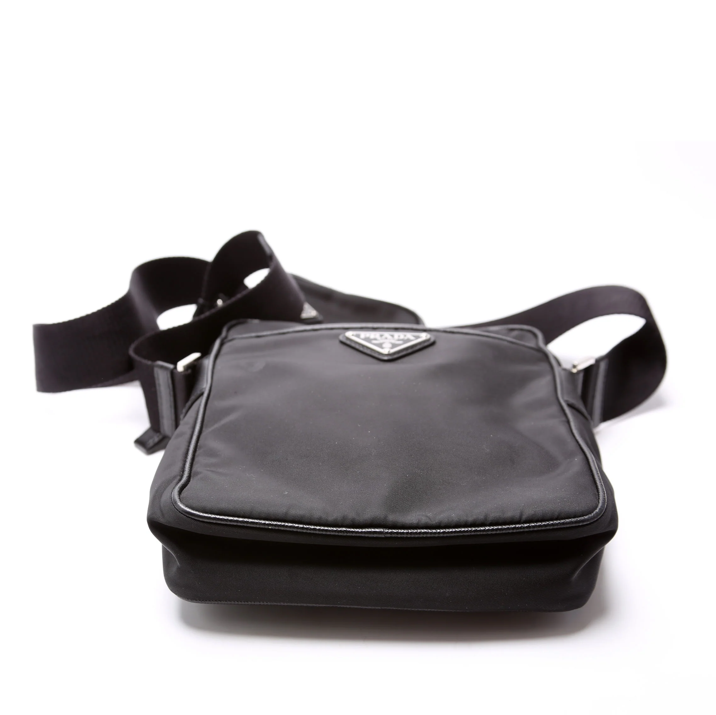 2VH112 Re-Nylon/Saffiano Leather Shoulder Bag Black - Image 4