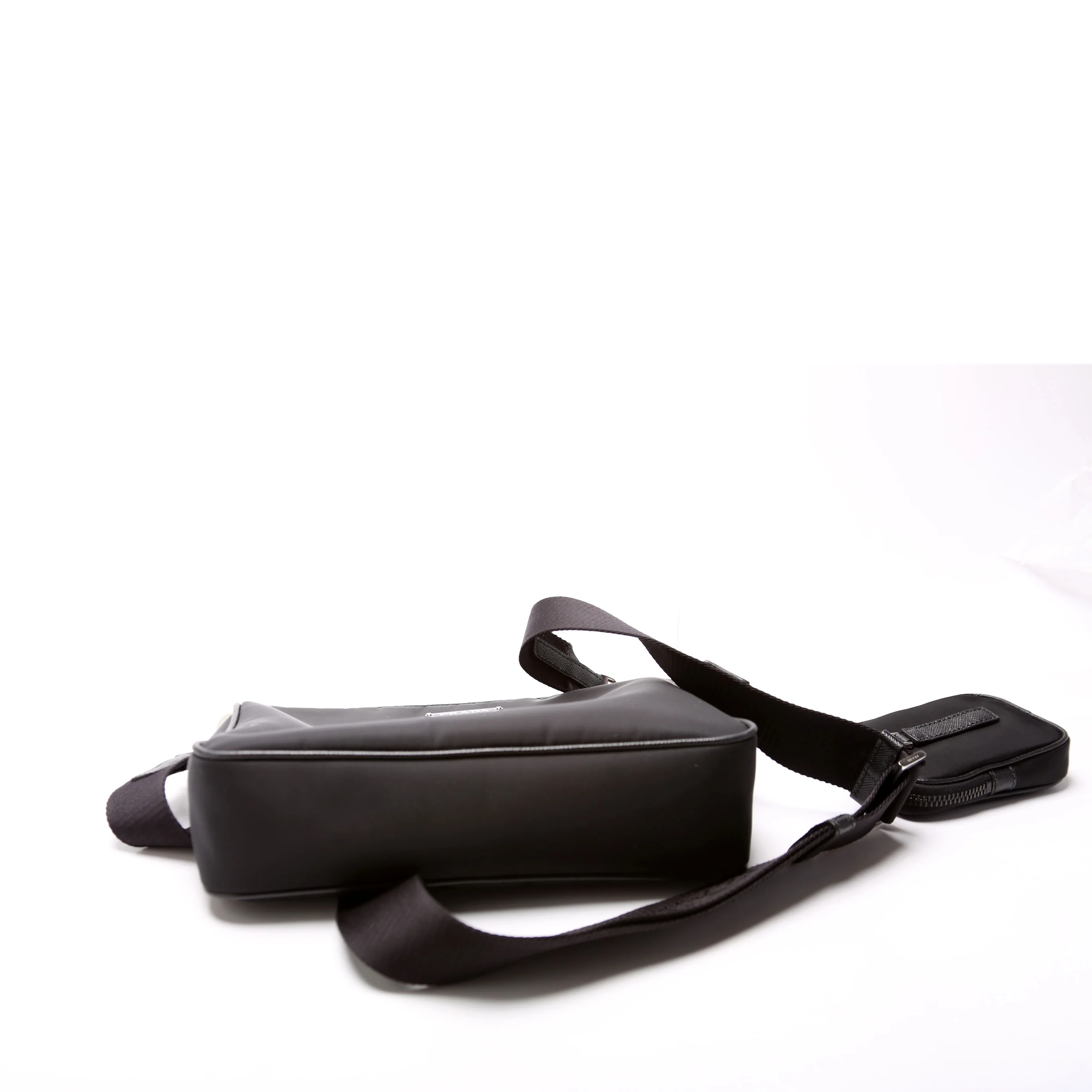 2VH113 Re-Nylon/Saffiano Shoulder Bag - Image 4