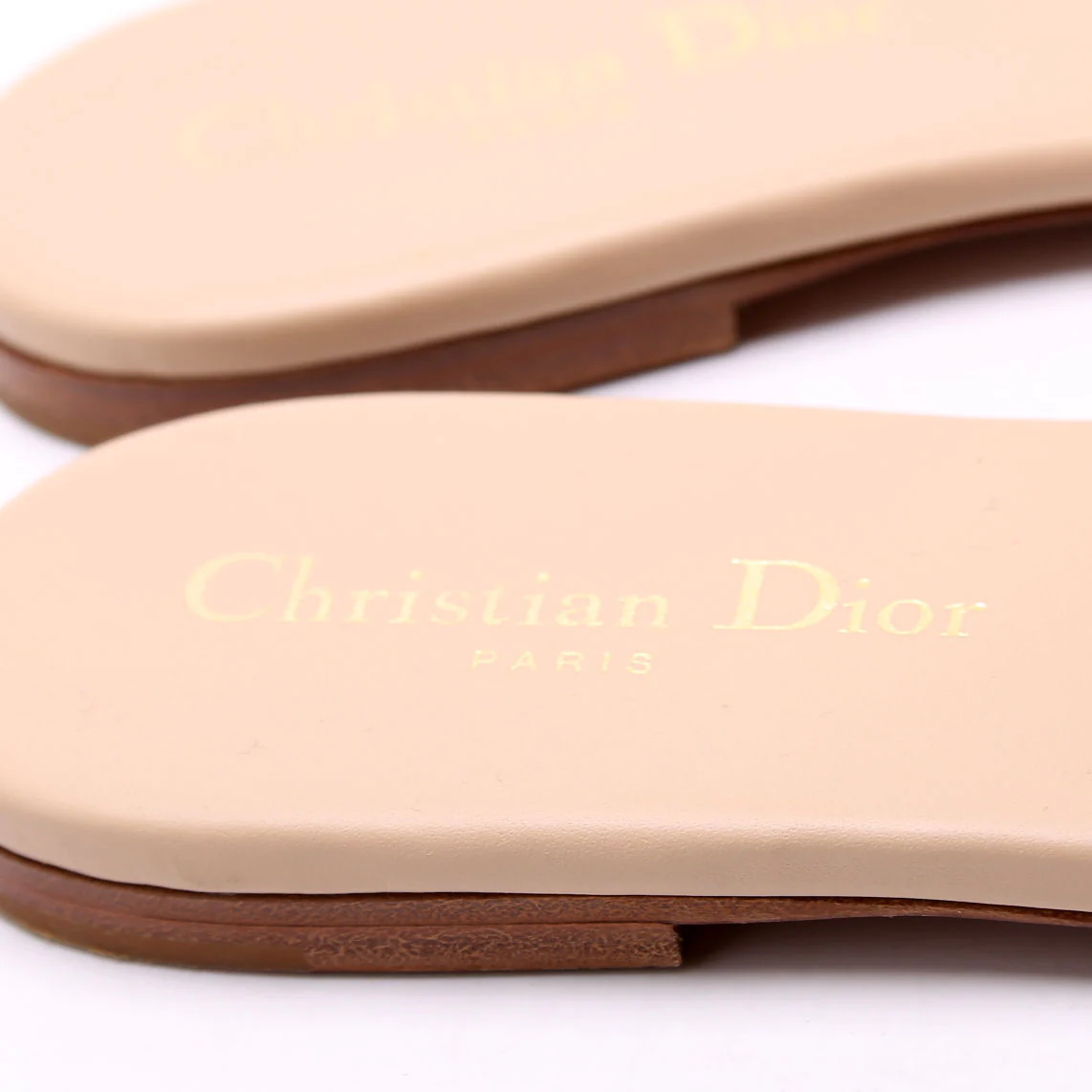 30 Montaigne Calfskin Slides 37.5 Tan - Image 4