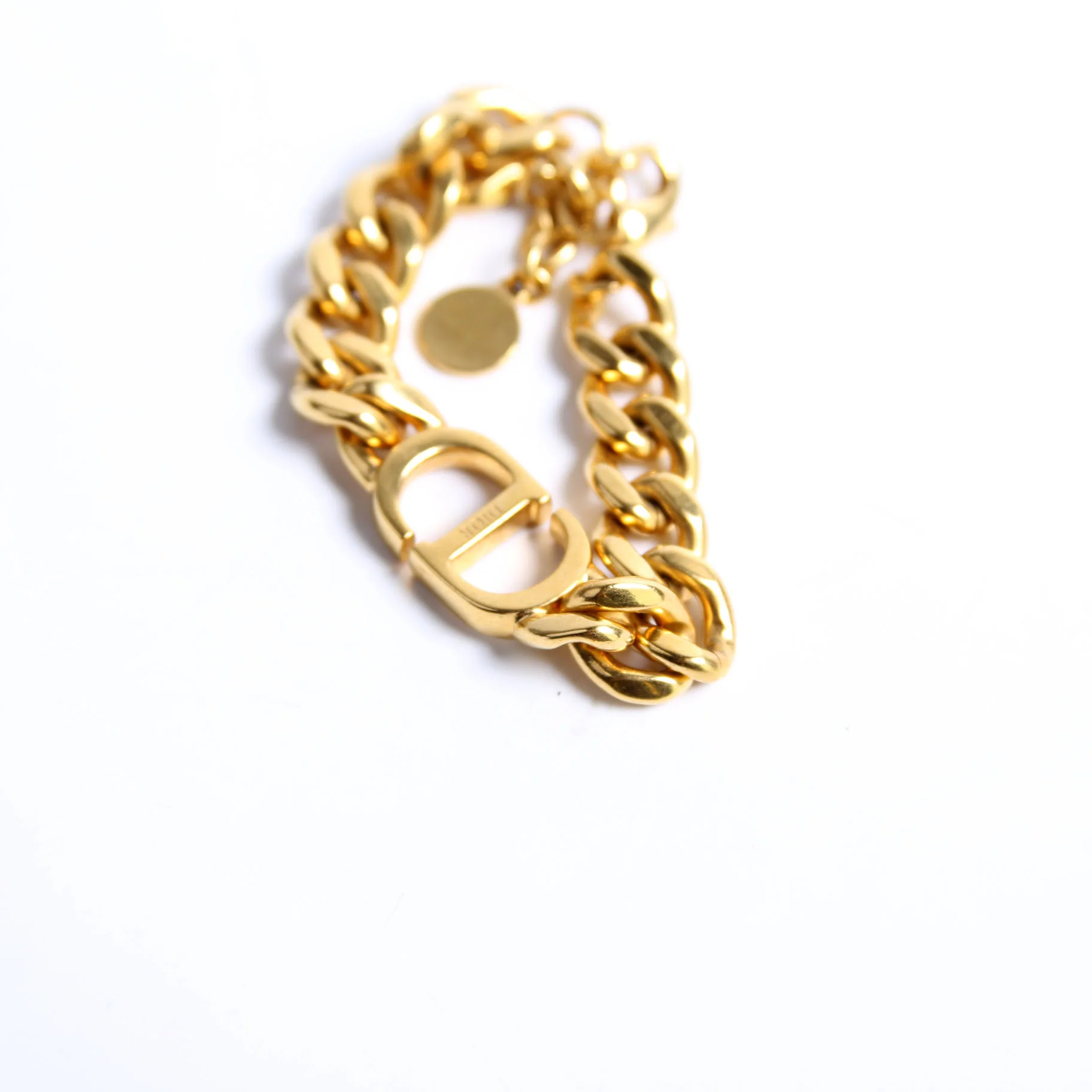 30 Montaigne Crystal Chain Gold - Image 4