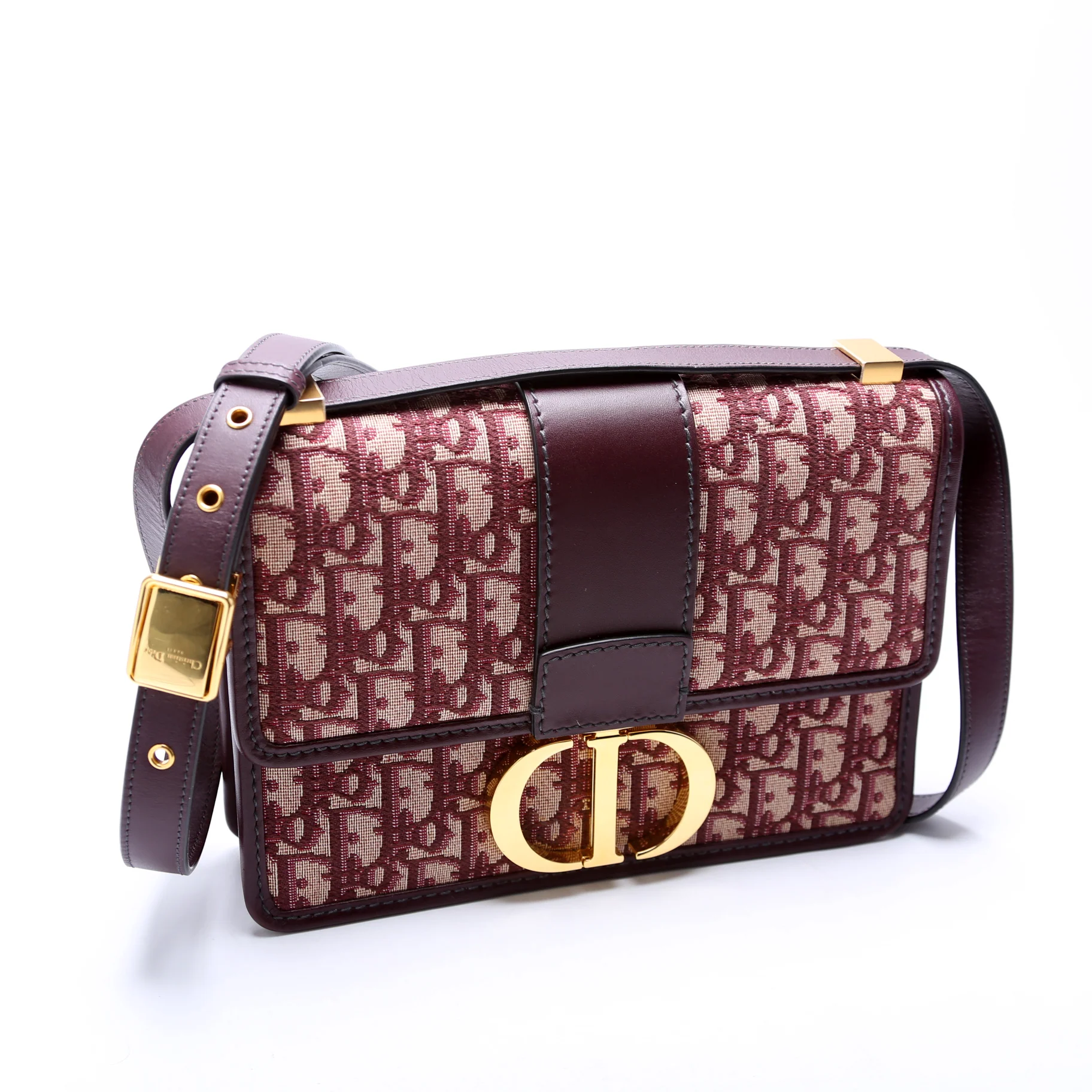 30 Montaigne Oblique Flap Bag Burgundy - Image 2