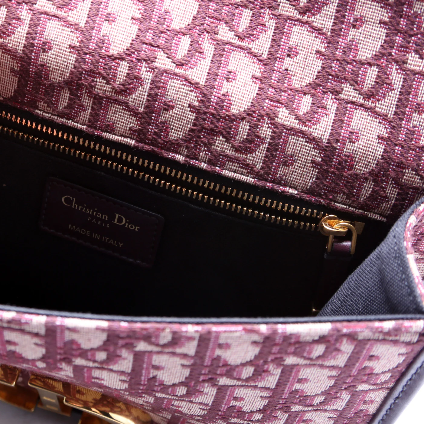 30 Montaigne Oblique Flap Bag Burgundy - Image 8