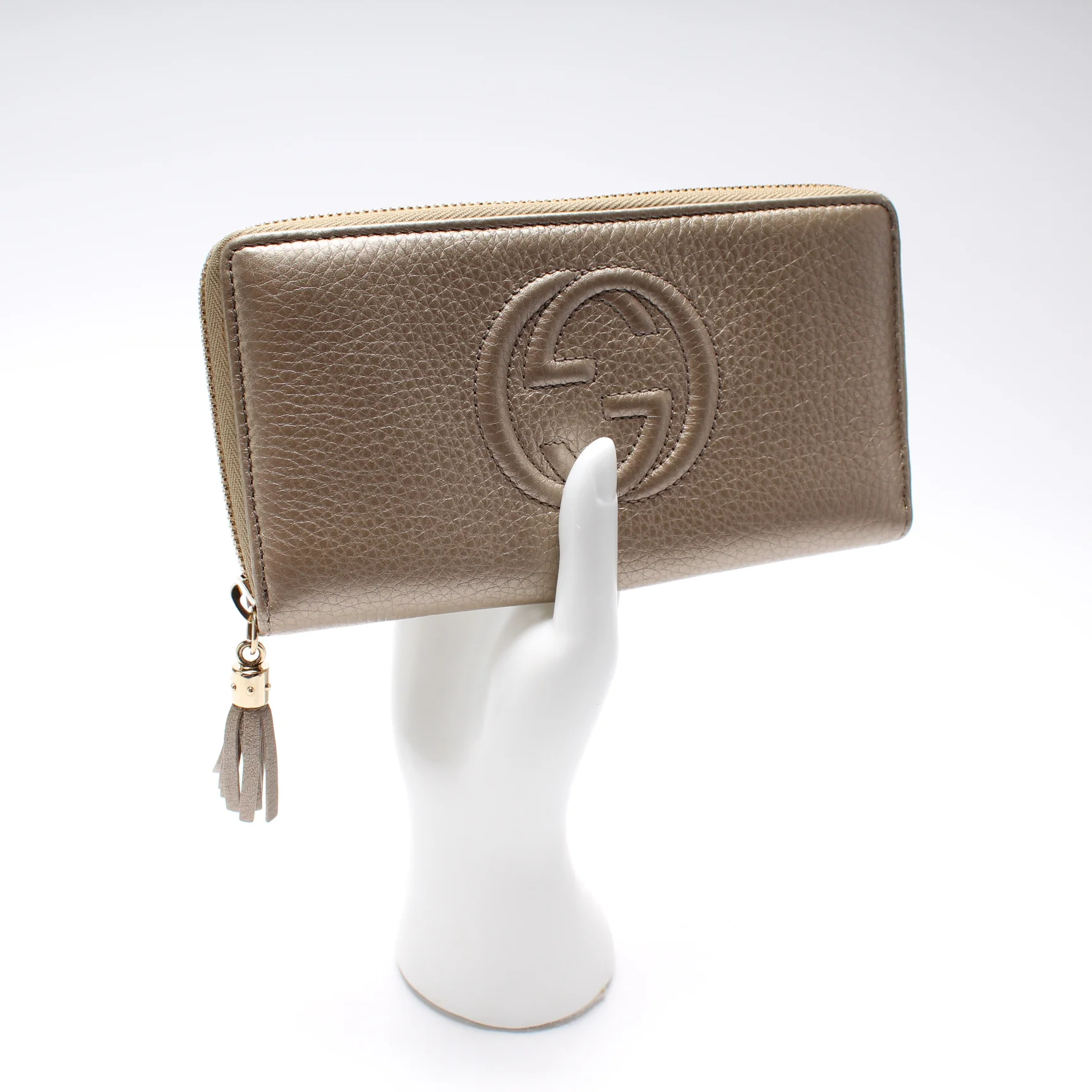 308004 Soho Zippy Wallet - Image 8