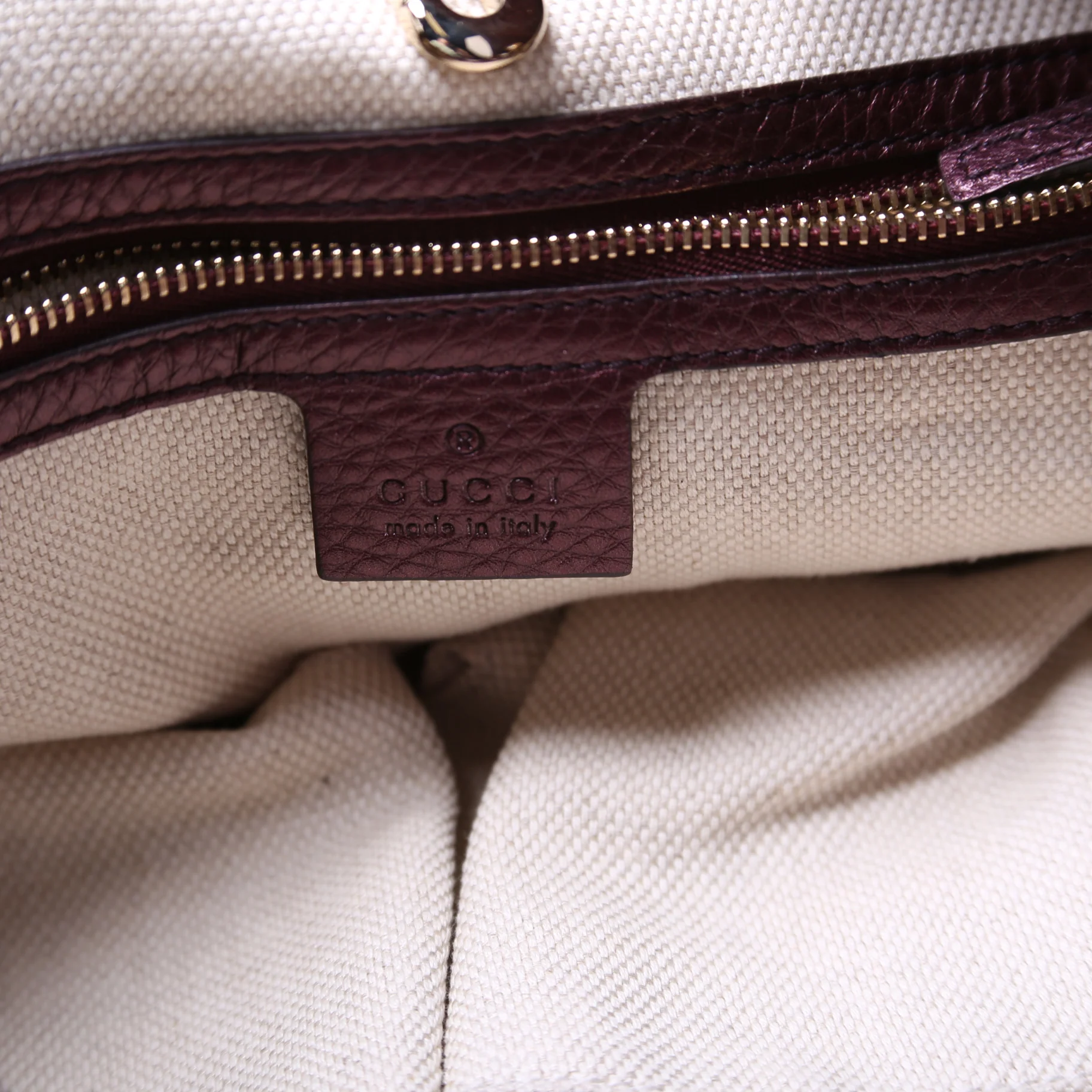 308982 Soho Leather Shoulder Medium - Image 8
