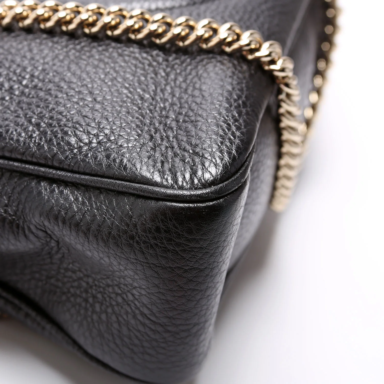 308983 Soho Chain Shoulder Bag Black - Image 5