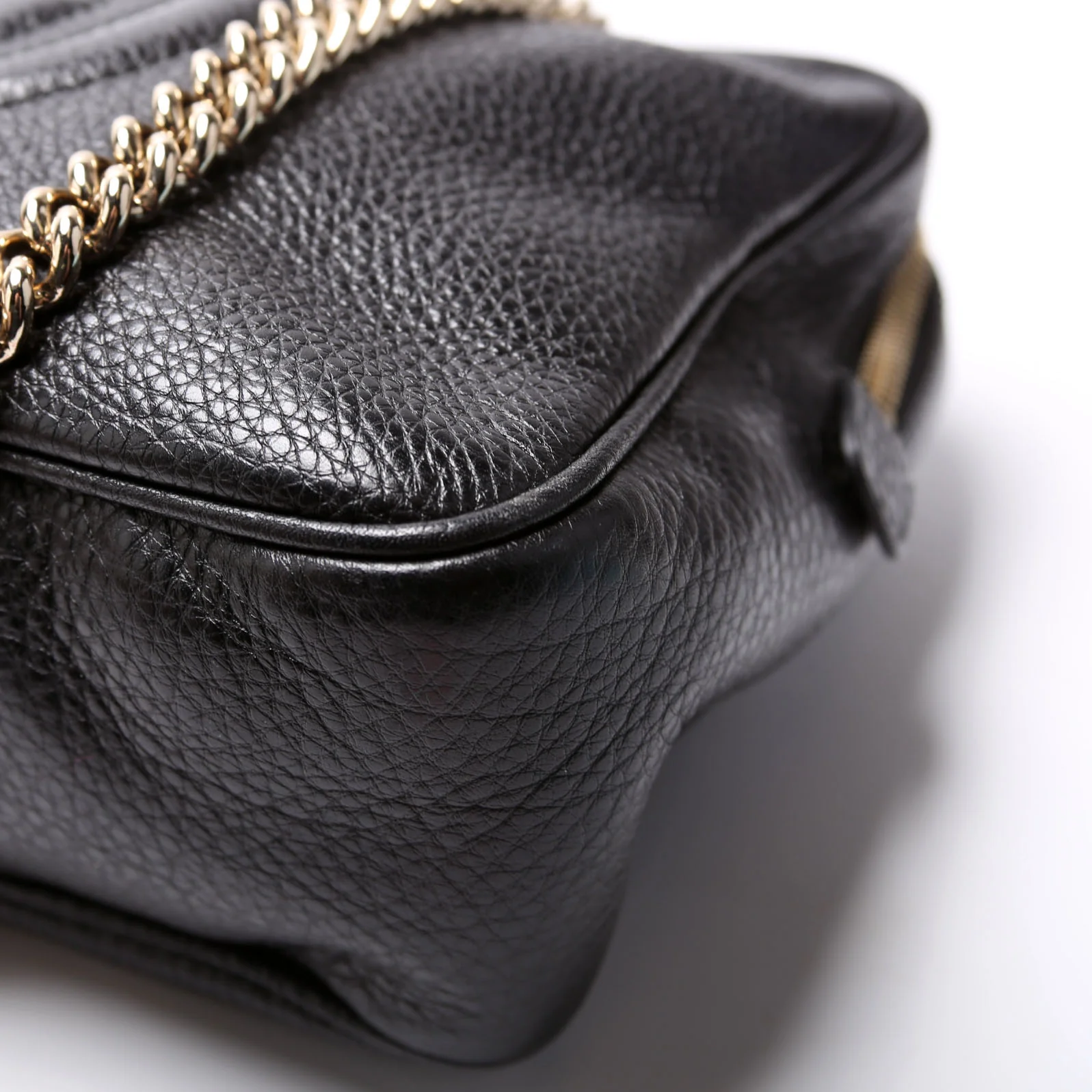 308983 Soho Chain Shoulder Bag Black - Image 6