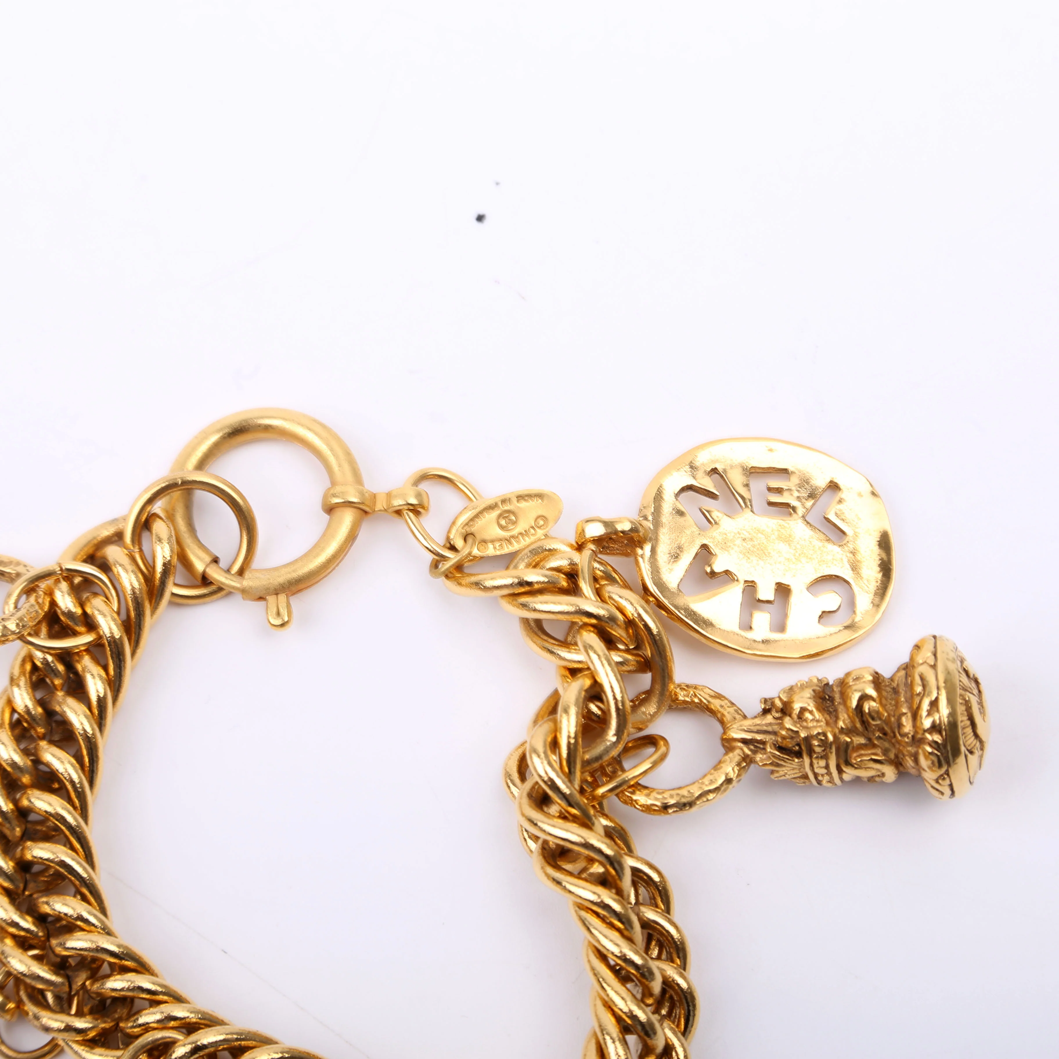 31 Rue Charms Cambon Chain Vintage Bracelet Gold - Image 3
