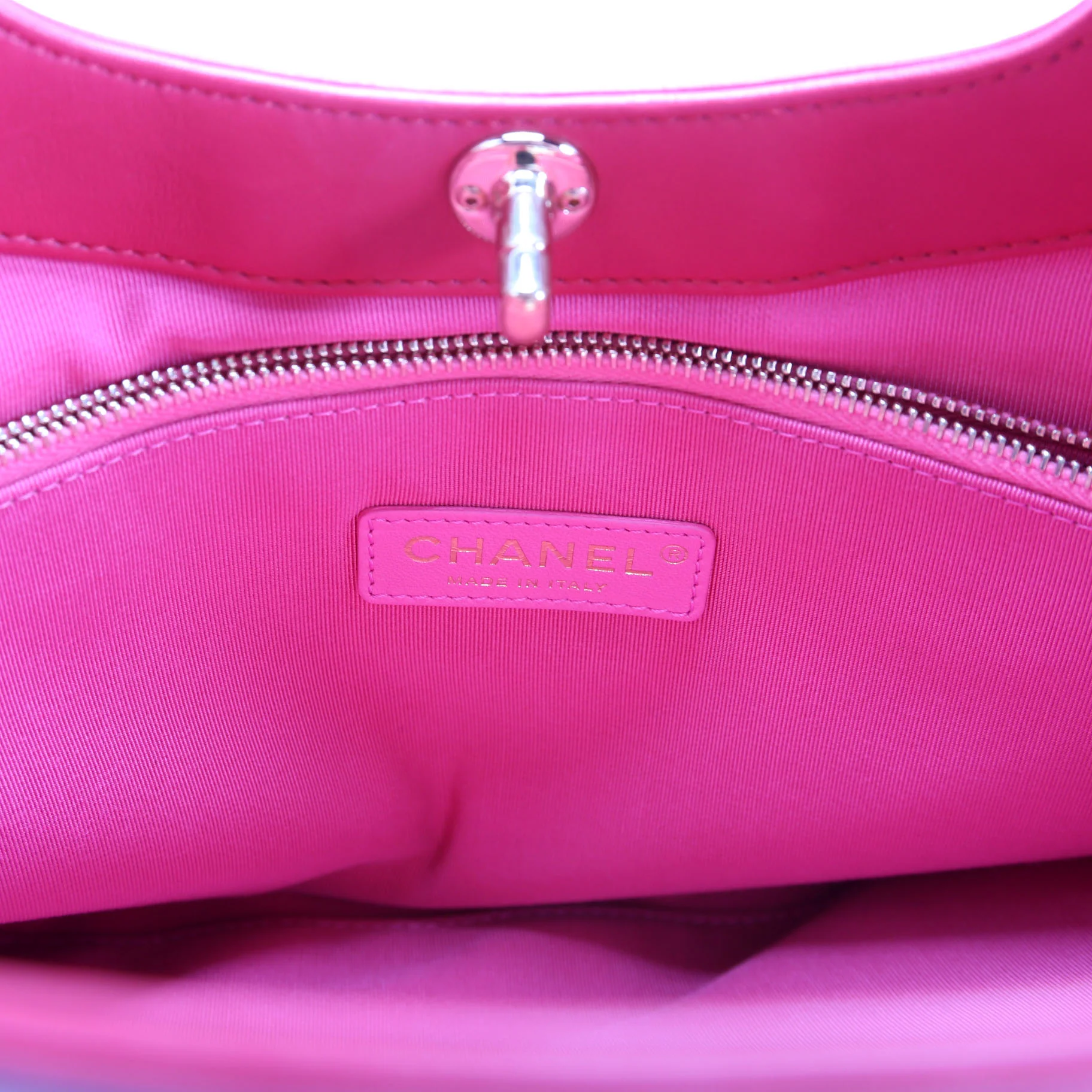 31 Shopping Bag Large Lambskin 26M Pink/Red - Image 8