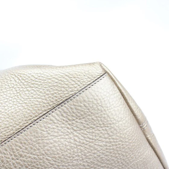 310306 Soho Leather Shoulder Bag - Image 9