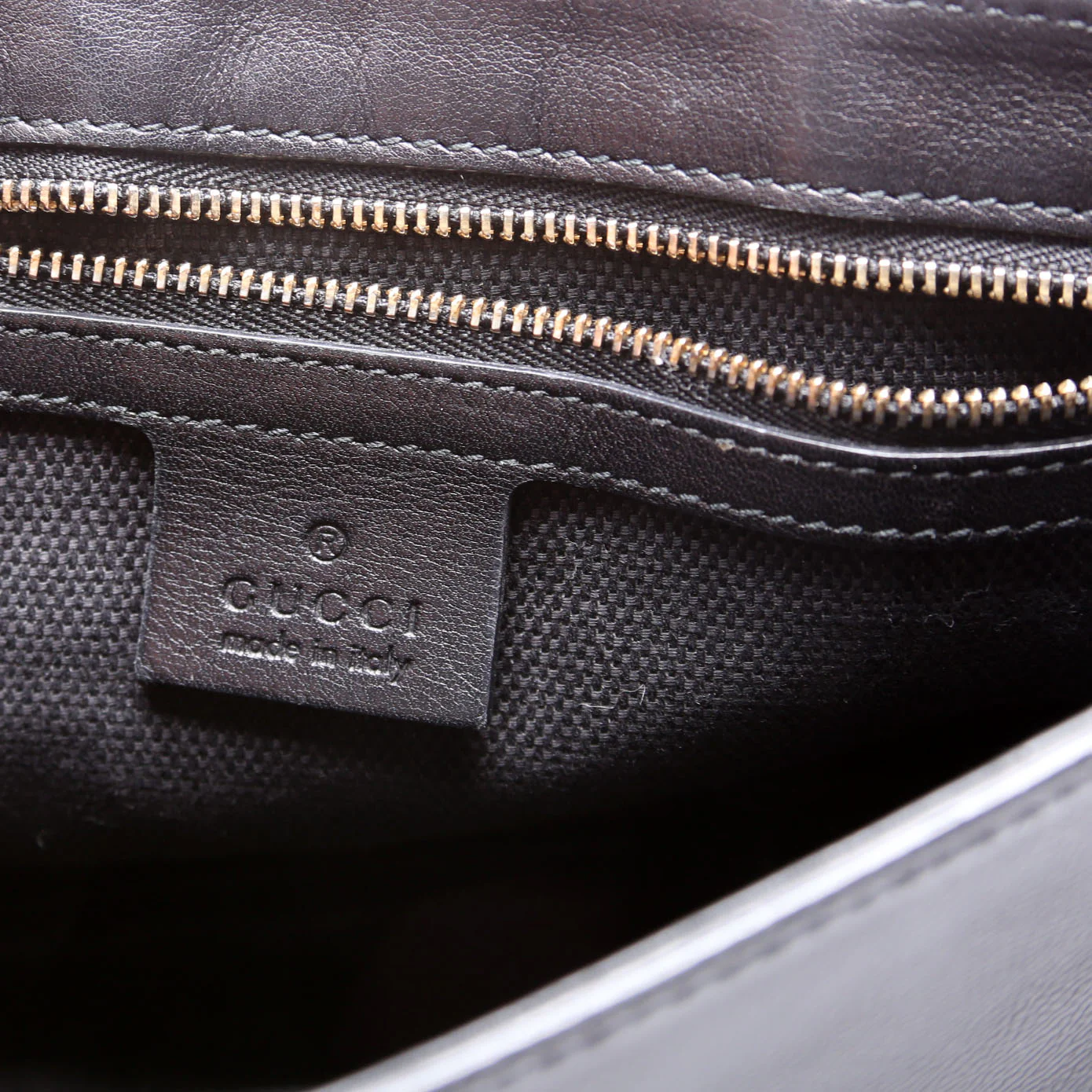 336752 Soho Chain Crossbody Medium Patent Black - Image 8