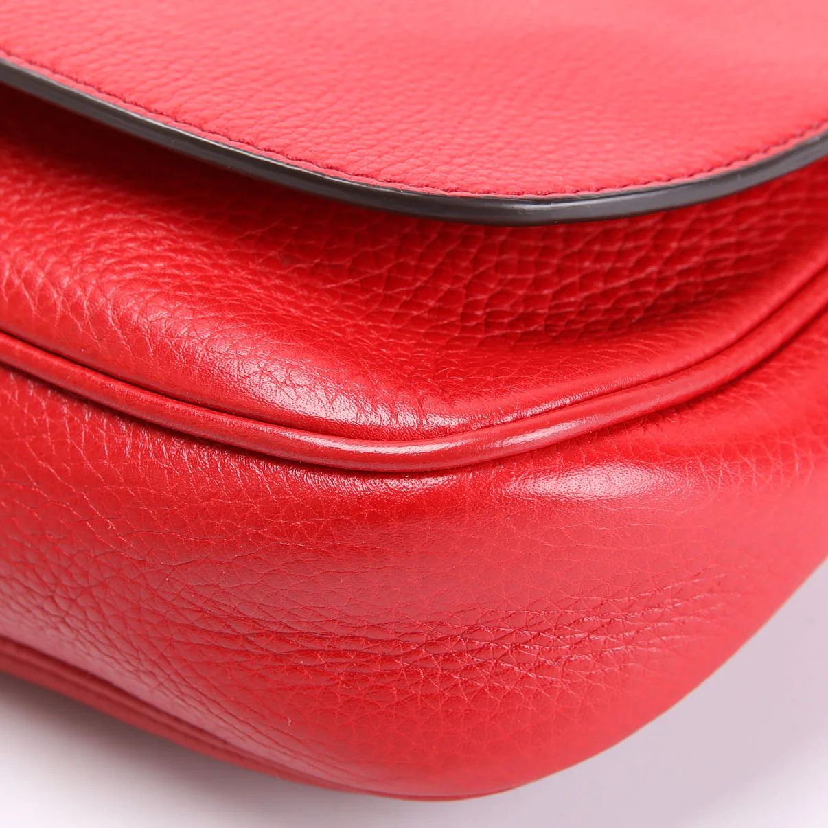 336752 Soho Chain Tassel Flap Red - Image 6
