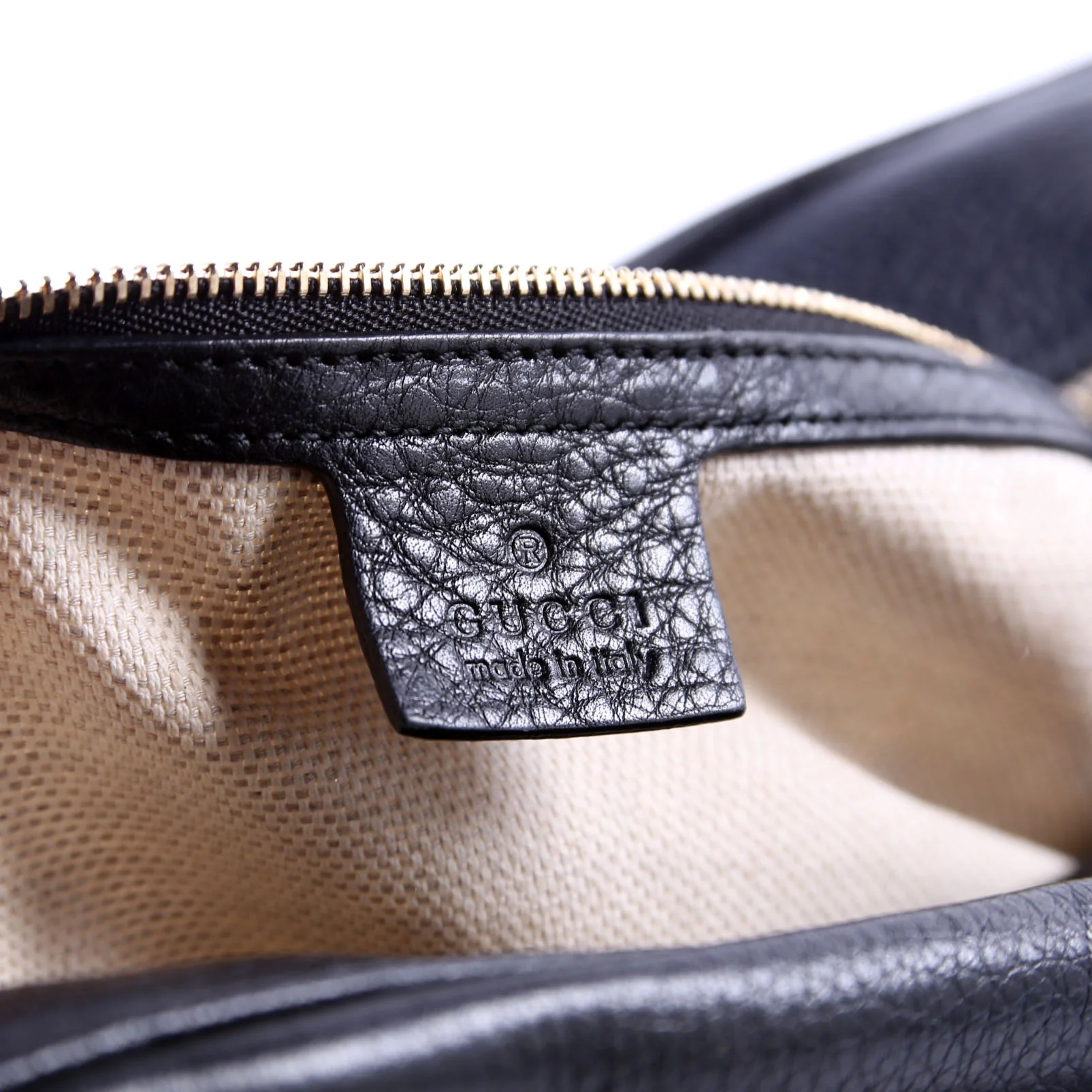 353126 Soho Chain Tote - Image 11
