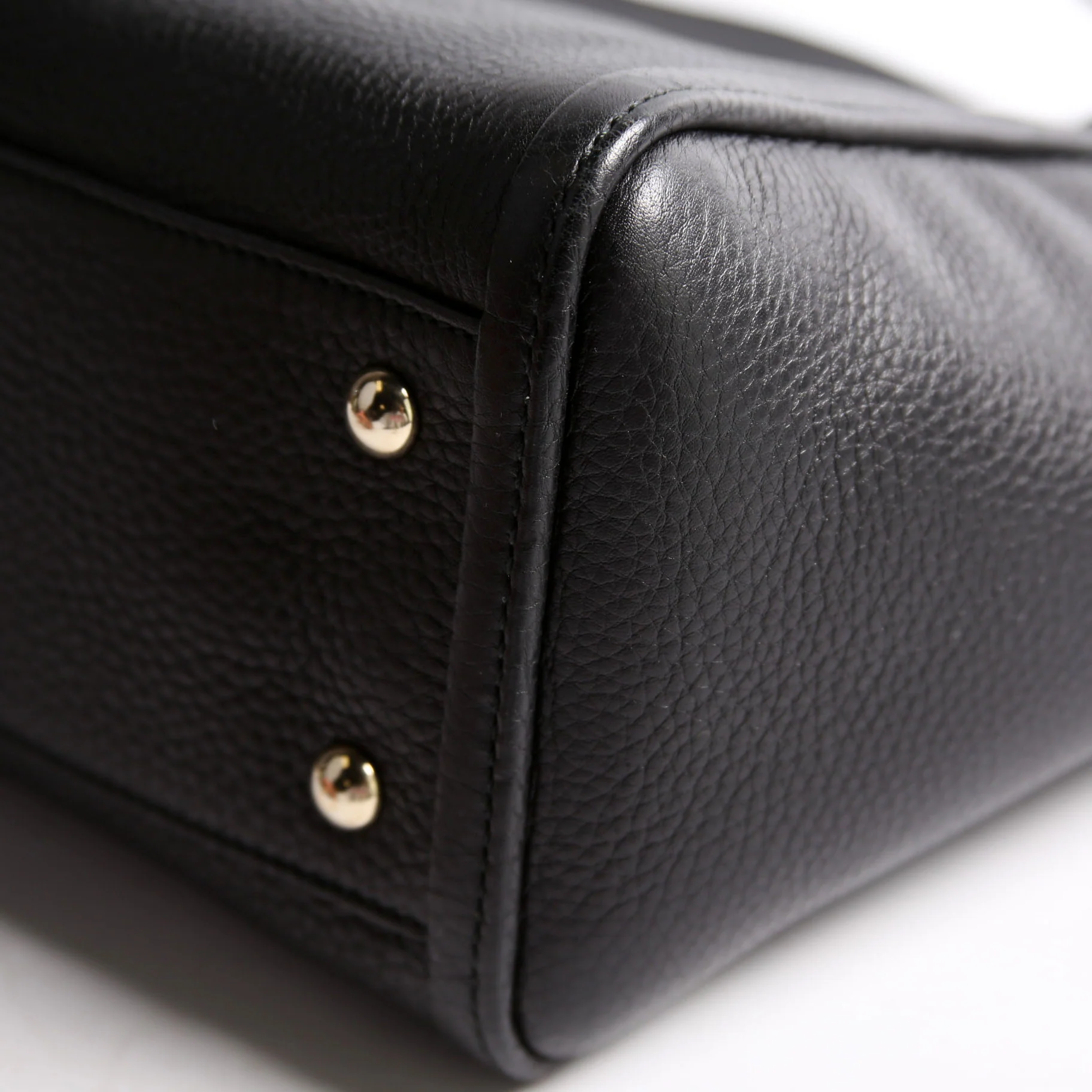 369176 Soho Crossbody Black - Image 5