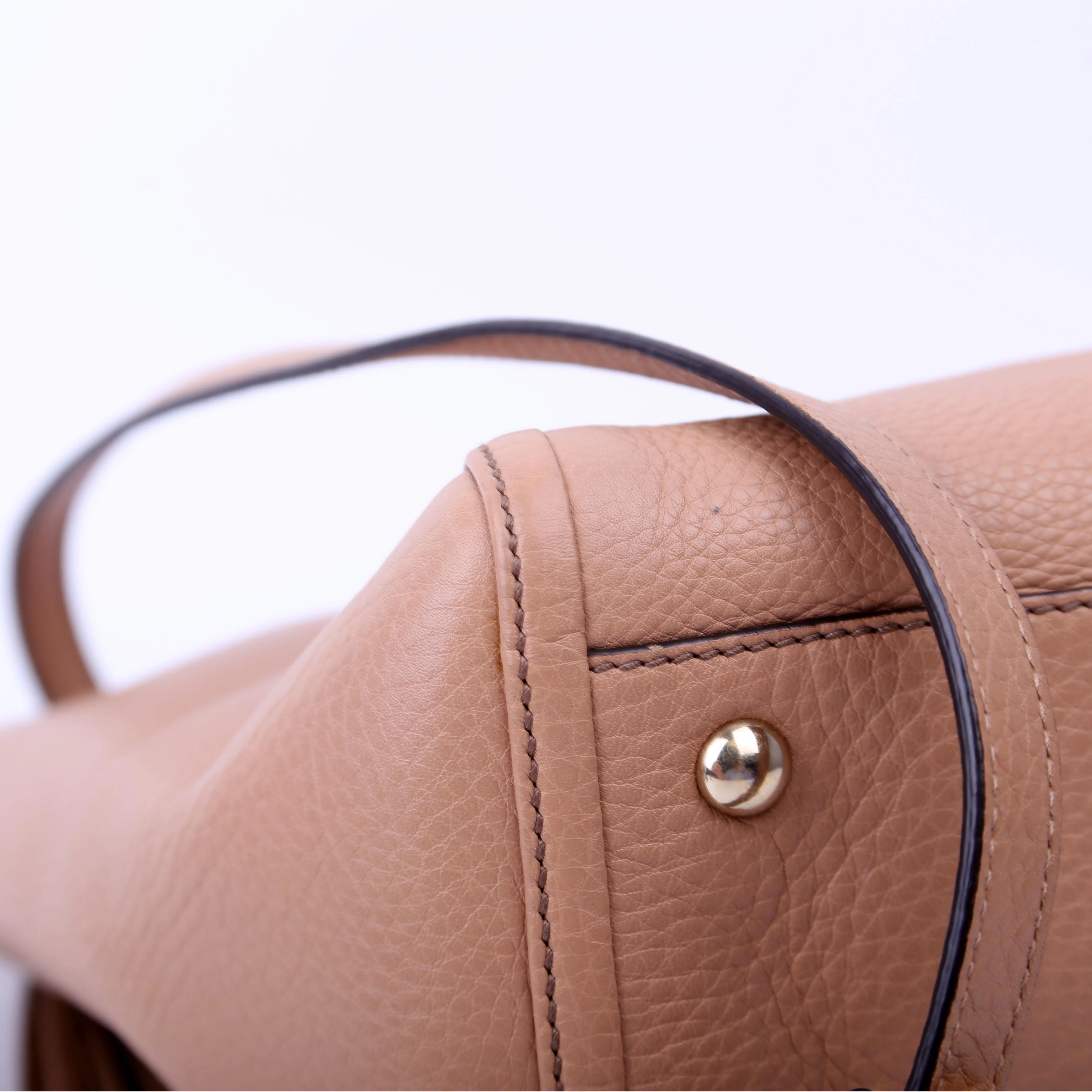 369176 Soho Crossbody Tan - Image 5