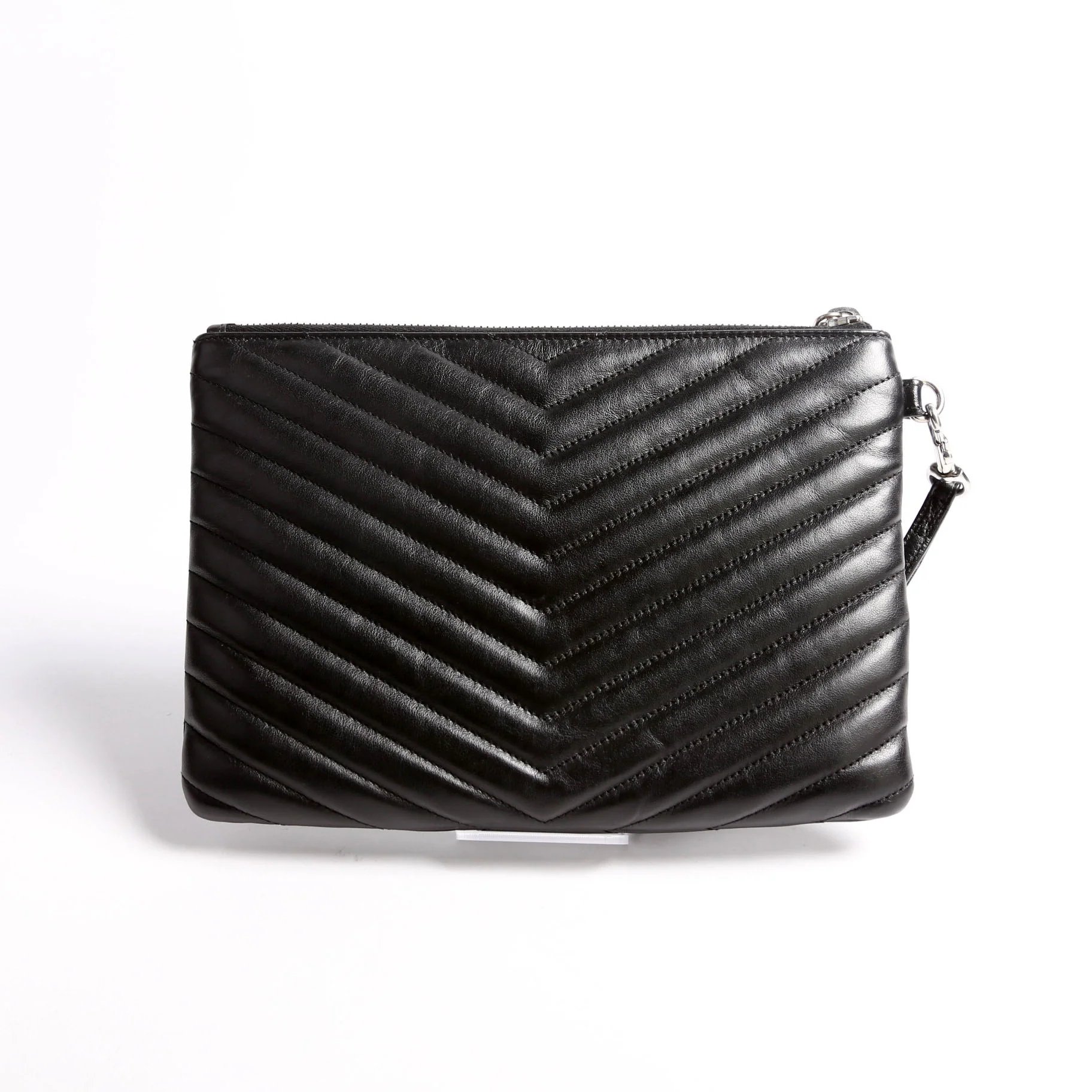 379039 A5 Matelasse Pouch Black - Image 2